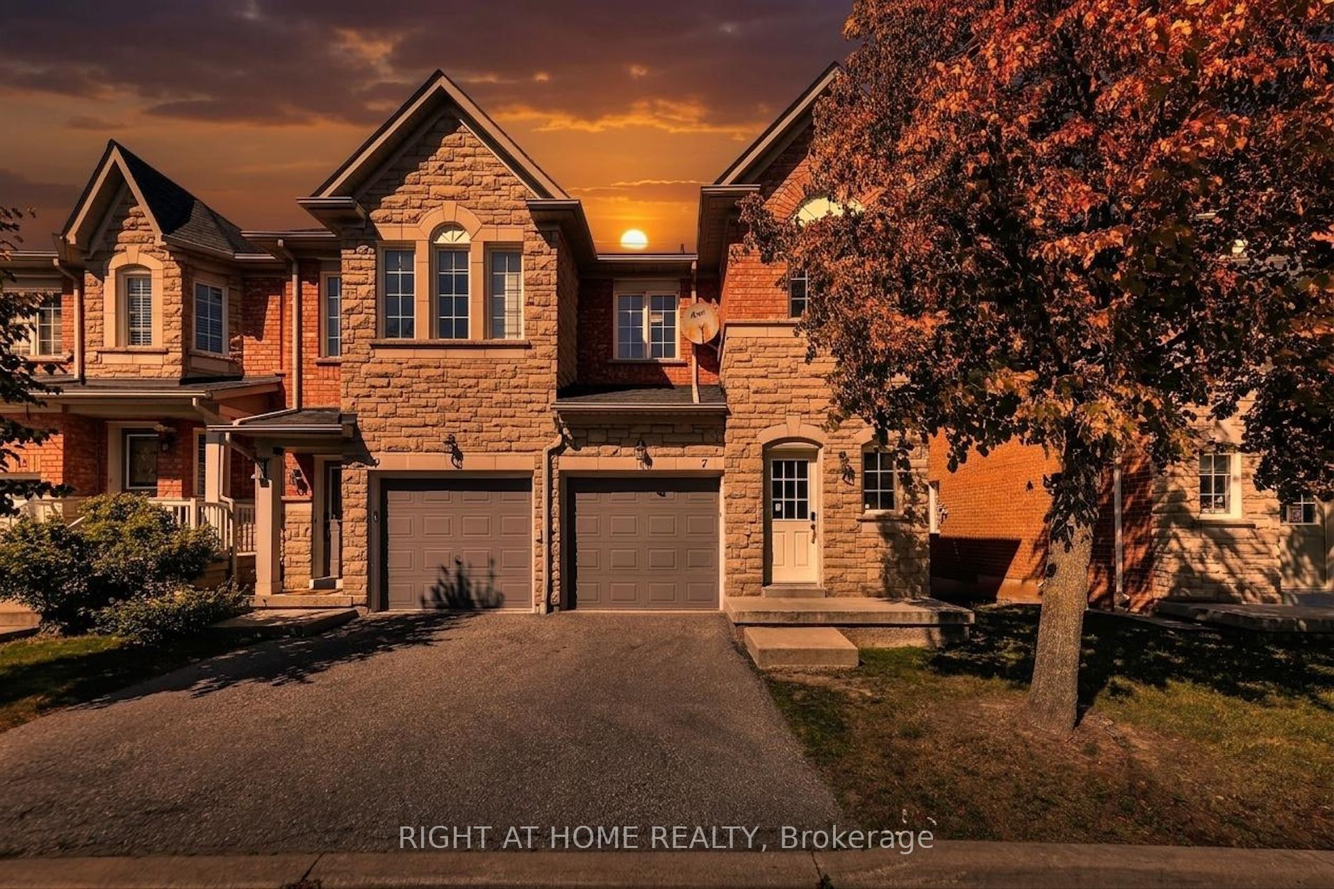 5260 Mcfarren Boulevard 7, Mississauga, ON L5M 7J1 photo 2