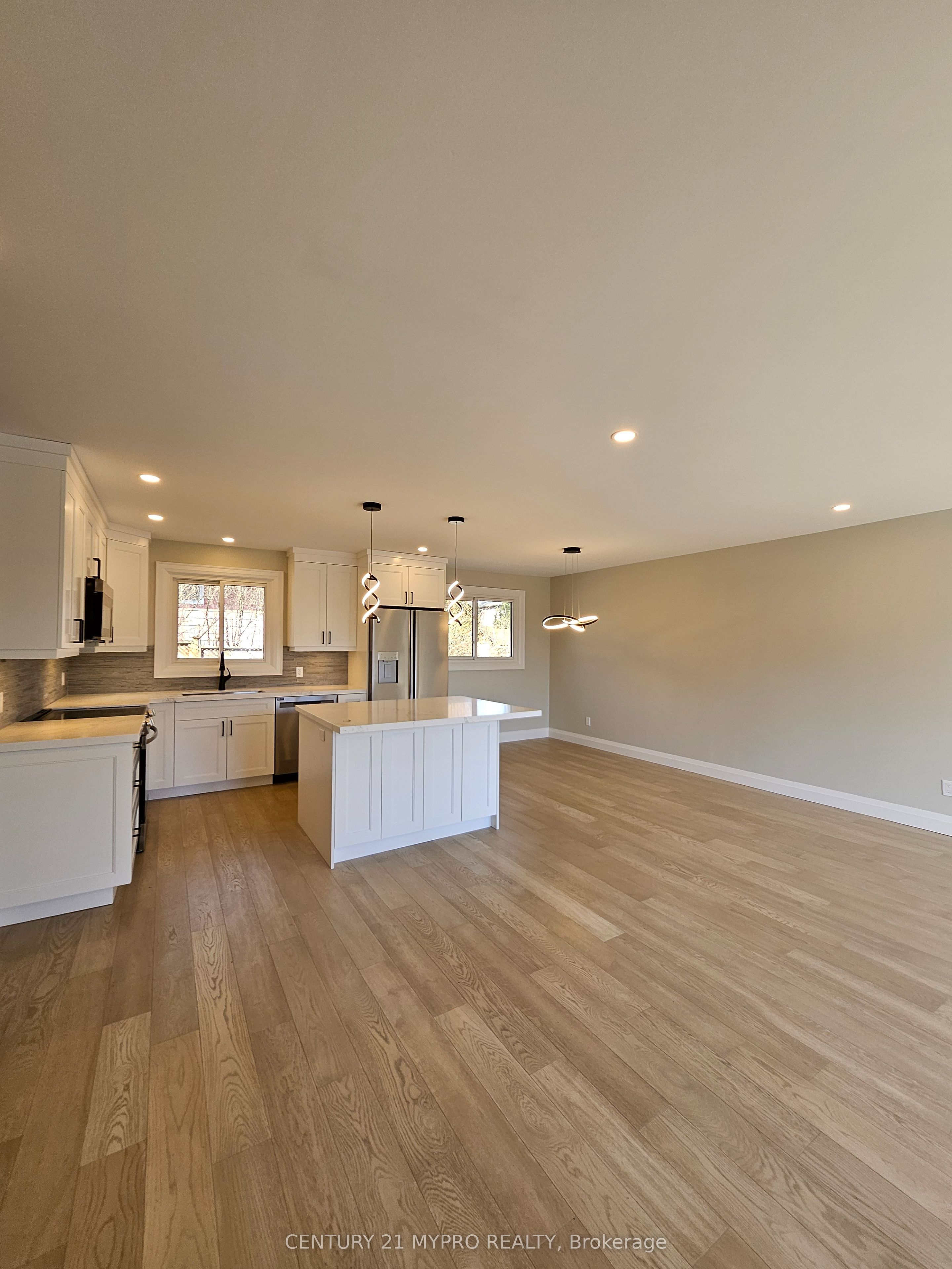 2135 Cobblestone Drive, Burlington, ON L7P 3K2 photo 5