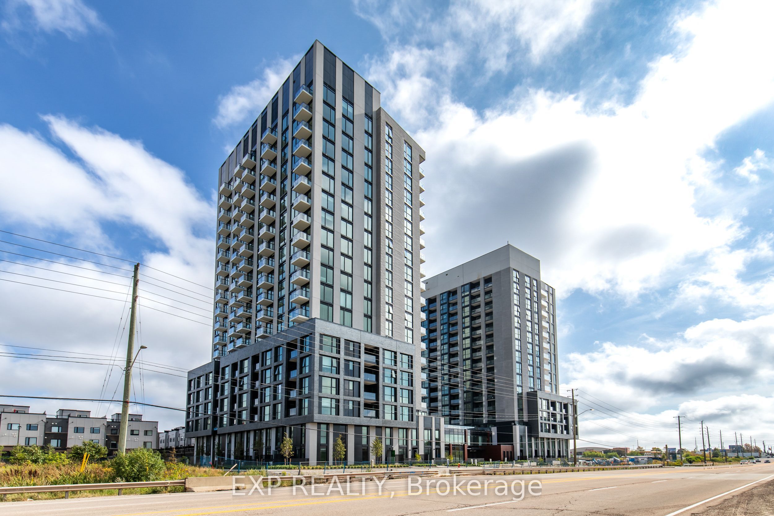 3071 Trafalgar Road 411, Oakville, ON L6H 8C6
