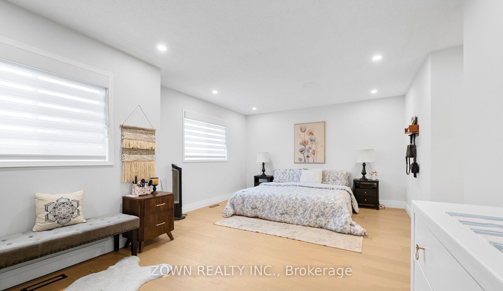 5253 Bushelgrove Circle, Mississauga, ON L5M 6C5 photo 5