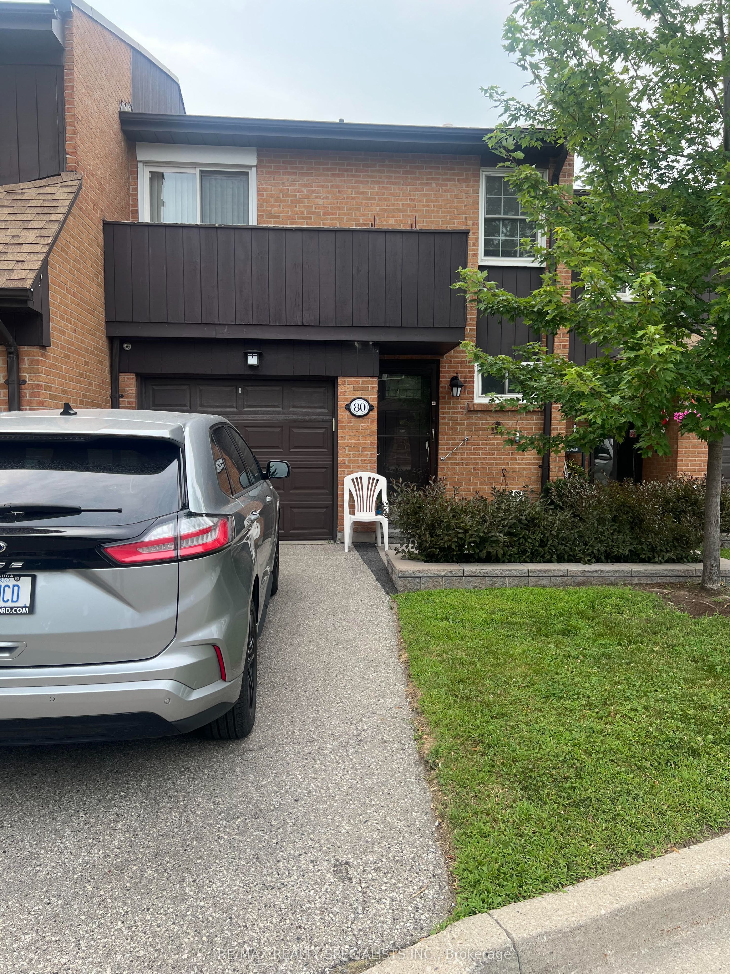 1951 Rathburn Road E 80, Mississauga, ON L4W 2N9
