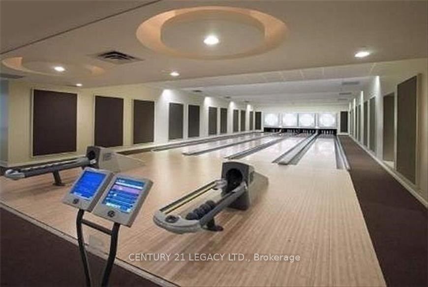3880 Duke Of York Boulevard 1608, Mississauga, ON L5B 4M7 photo 4