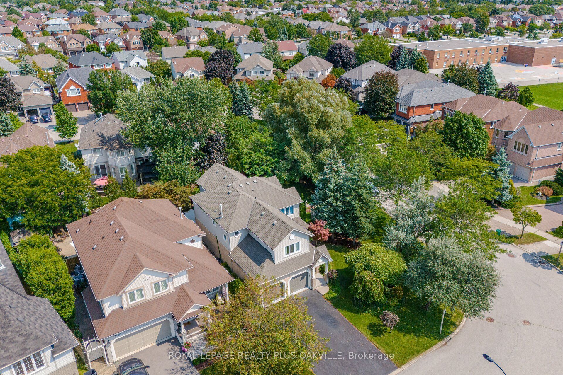 5882 Cornell Crescent, Mississauga, ON L5M 5R6 photo 5