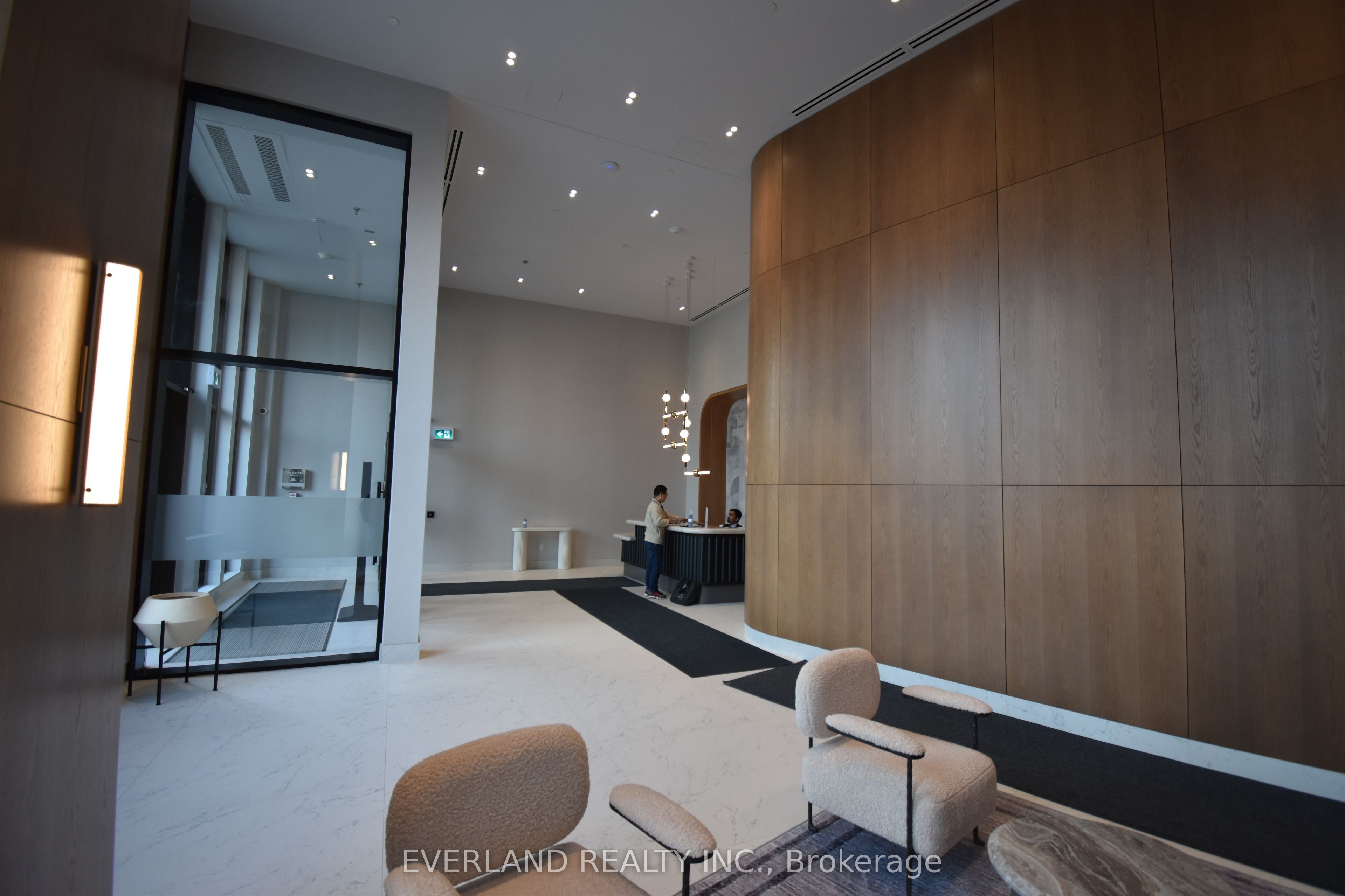 1185 Dupont Street 1105, Toronto, ON M6H 0G5 photo 4