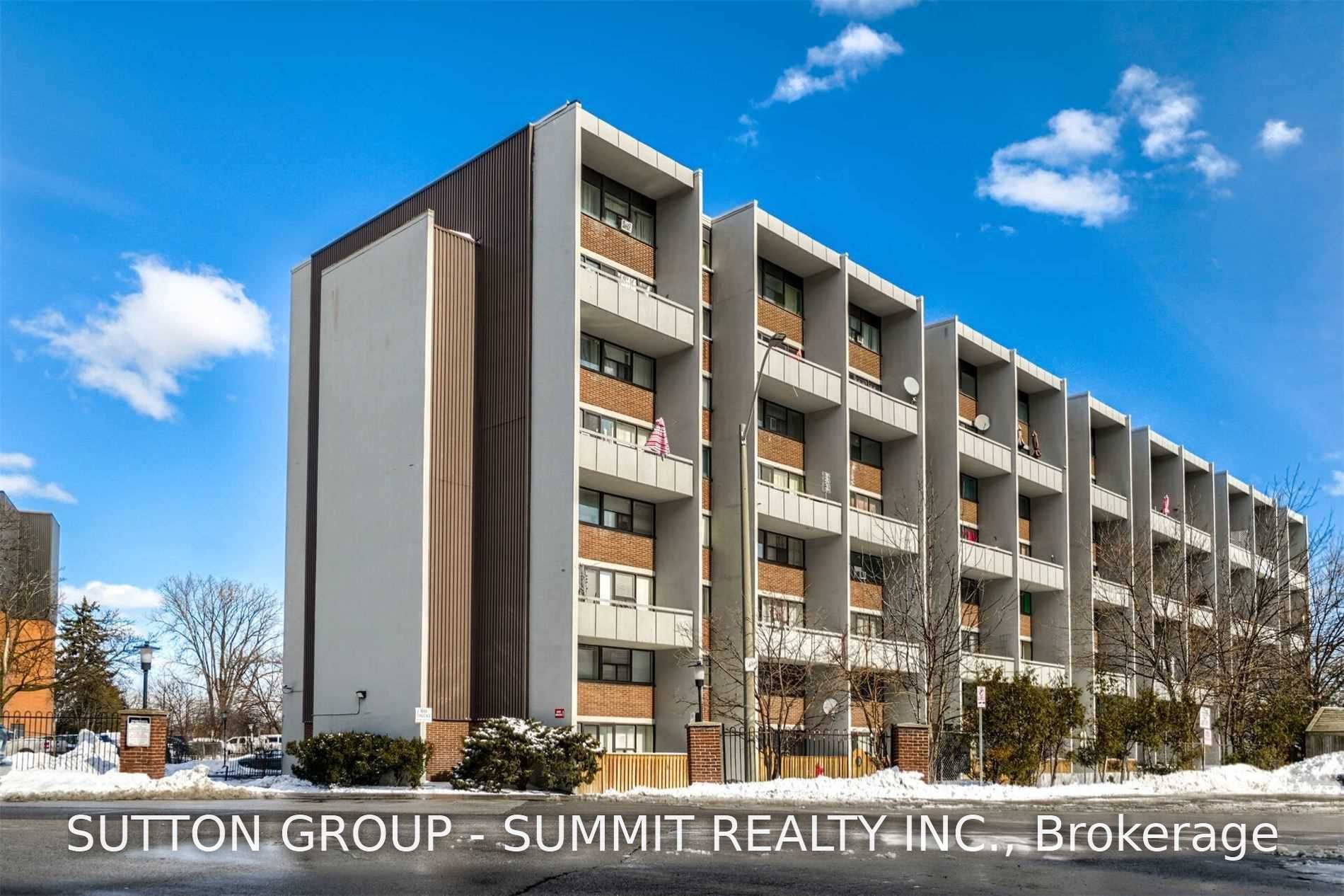 2121 Roche Court 514, Mississauga, ON L5K 2C7