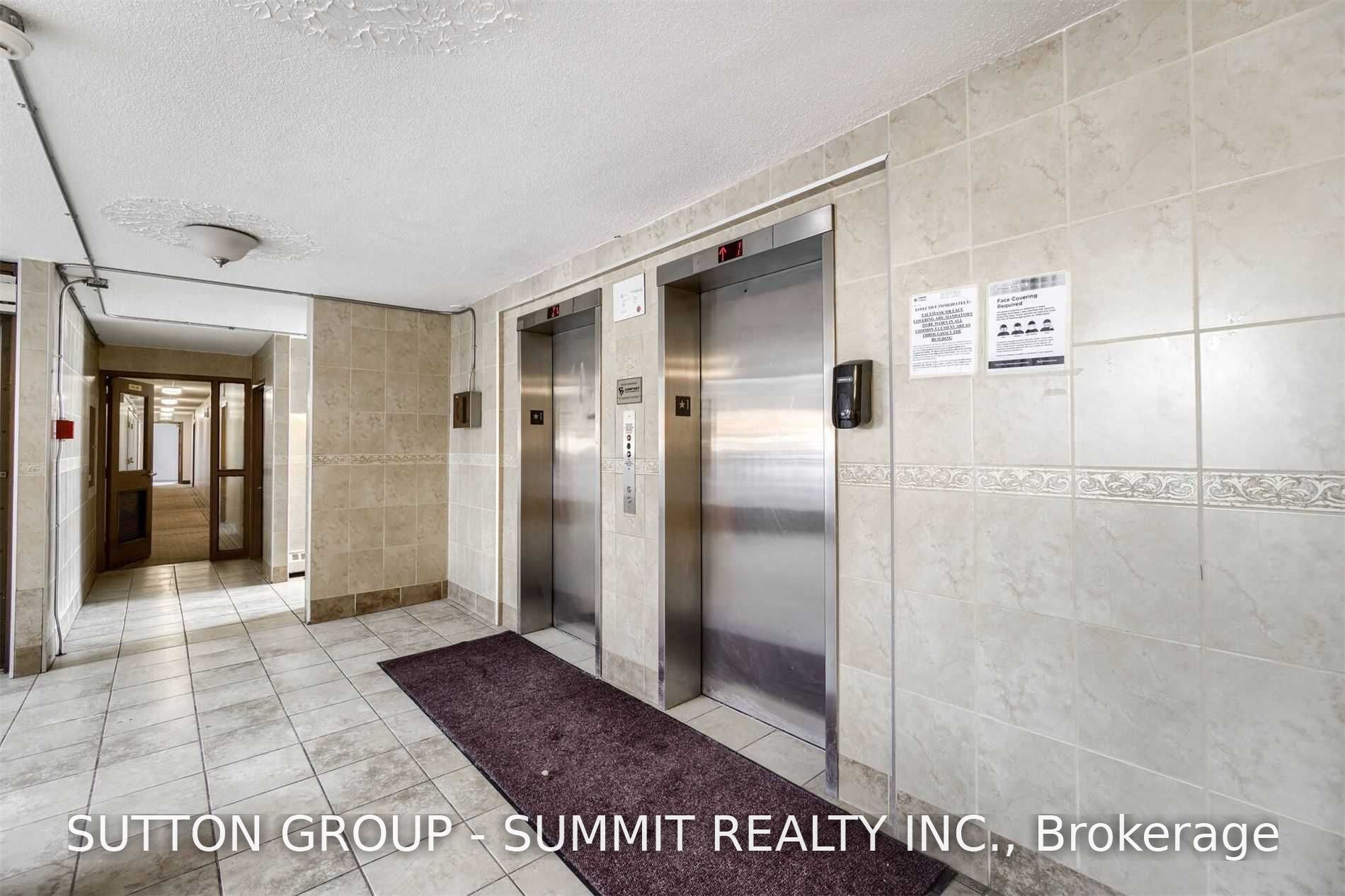 2121 Roche Court 514, Mississauga, ON L5K 2C7 photo 4