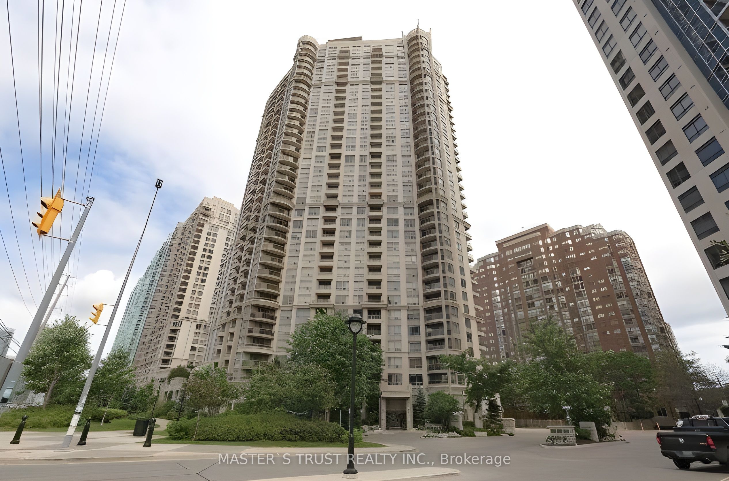 310 Burnhamthorpe Road W 2512, Mississauga, ON L5B 4P9 photo 2