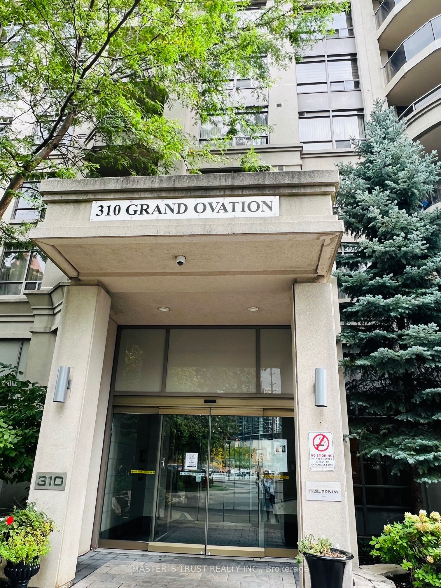 310 Burnhamthorpe Road W 2512, Mississauga, ON L5B 4P9 photo 3