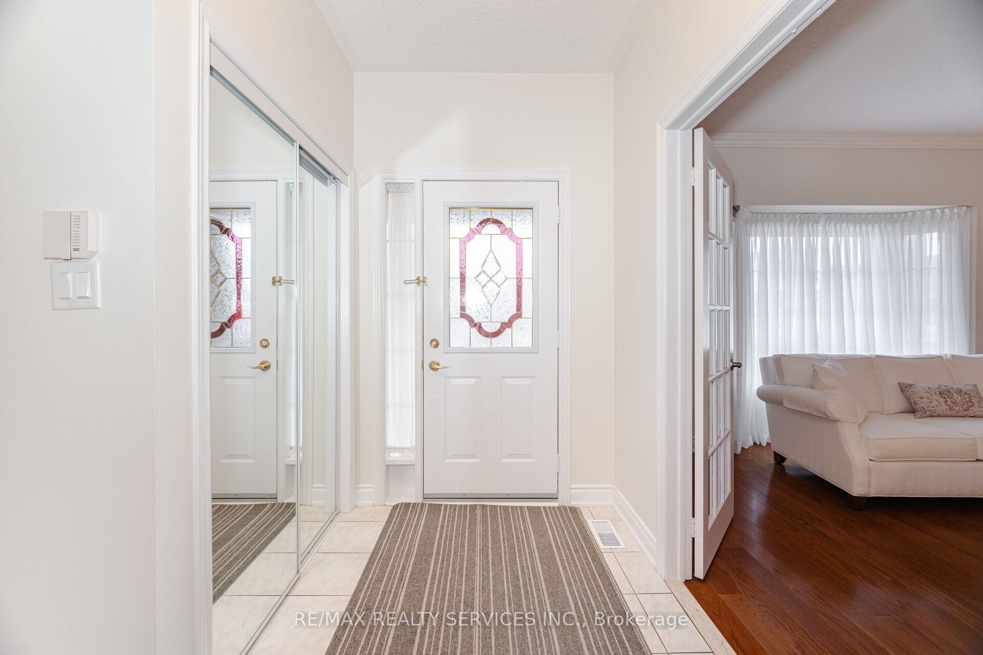 3 Tuscany Lane, Brampton, ON L6R 1W5 photo 4