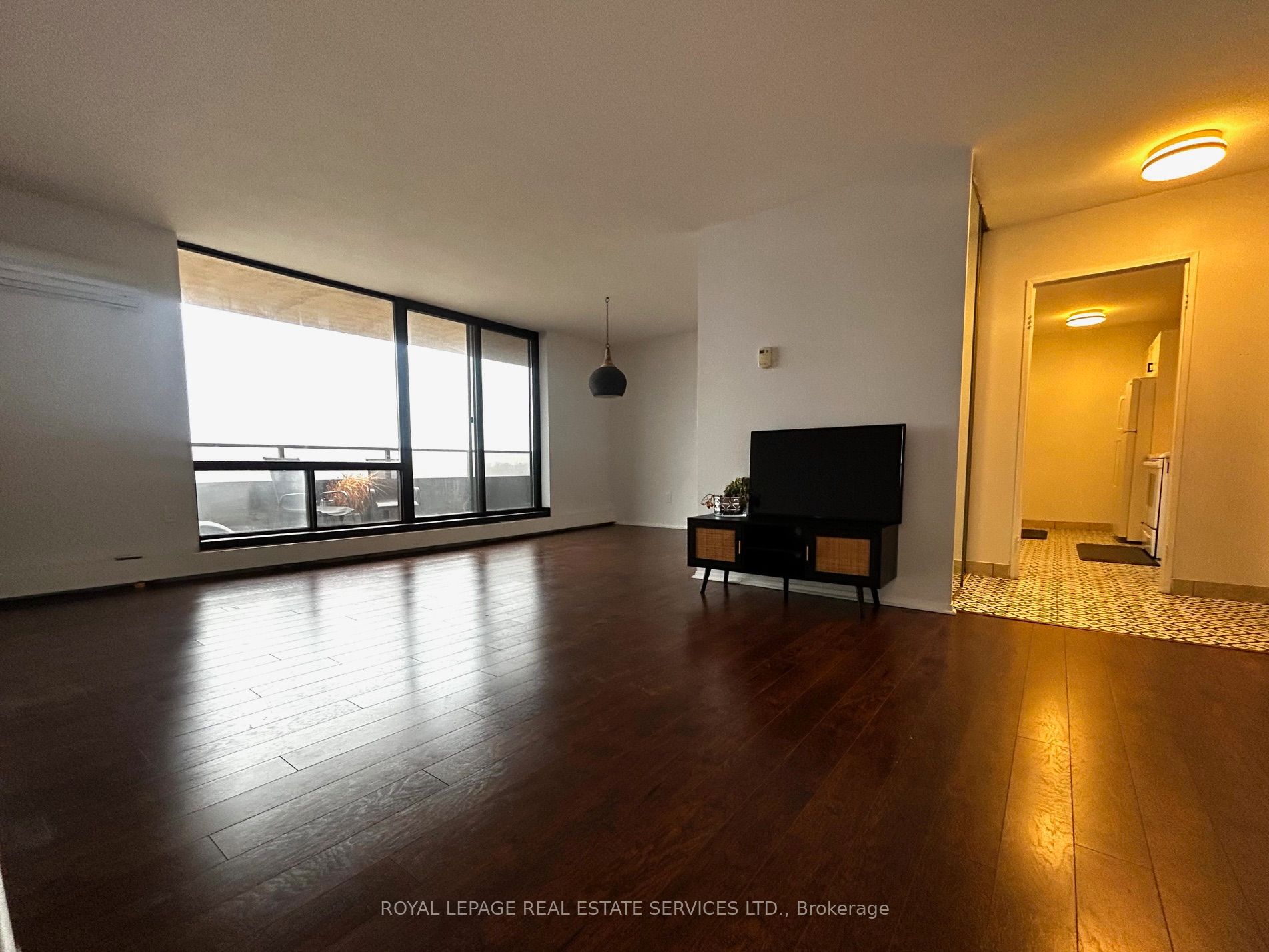 2929 Aquitaine Avenue 905, Mississauga, ON L5N 2C7 photo 5