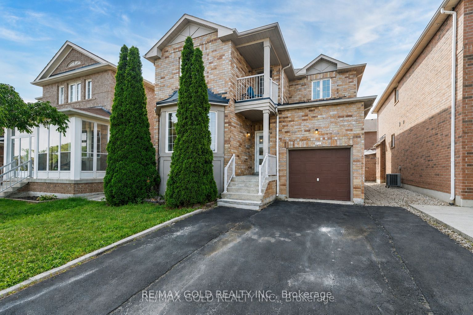 77 Schooner Drive, Brampton, ON L7A 3J1 photo 2