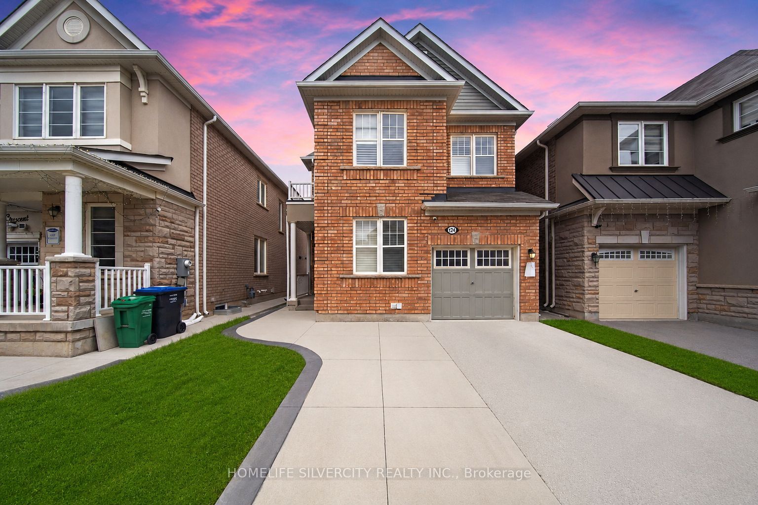 124 Benhurst Crescent, Brampton, ON L7A 5A5