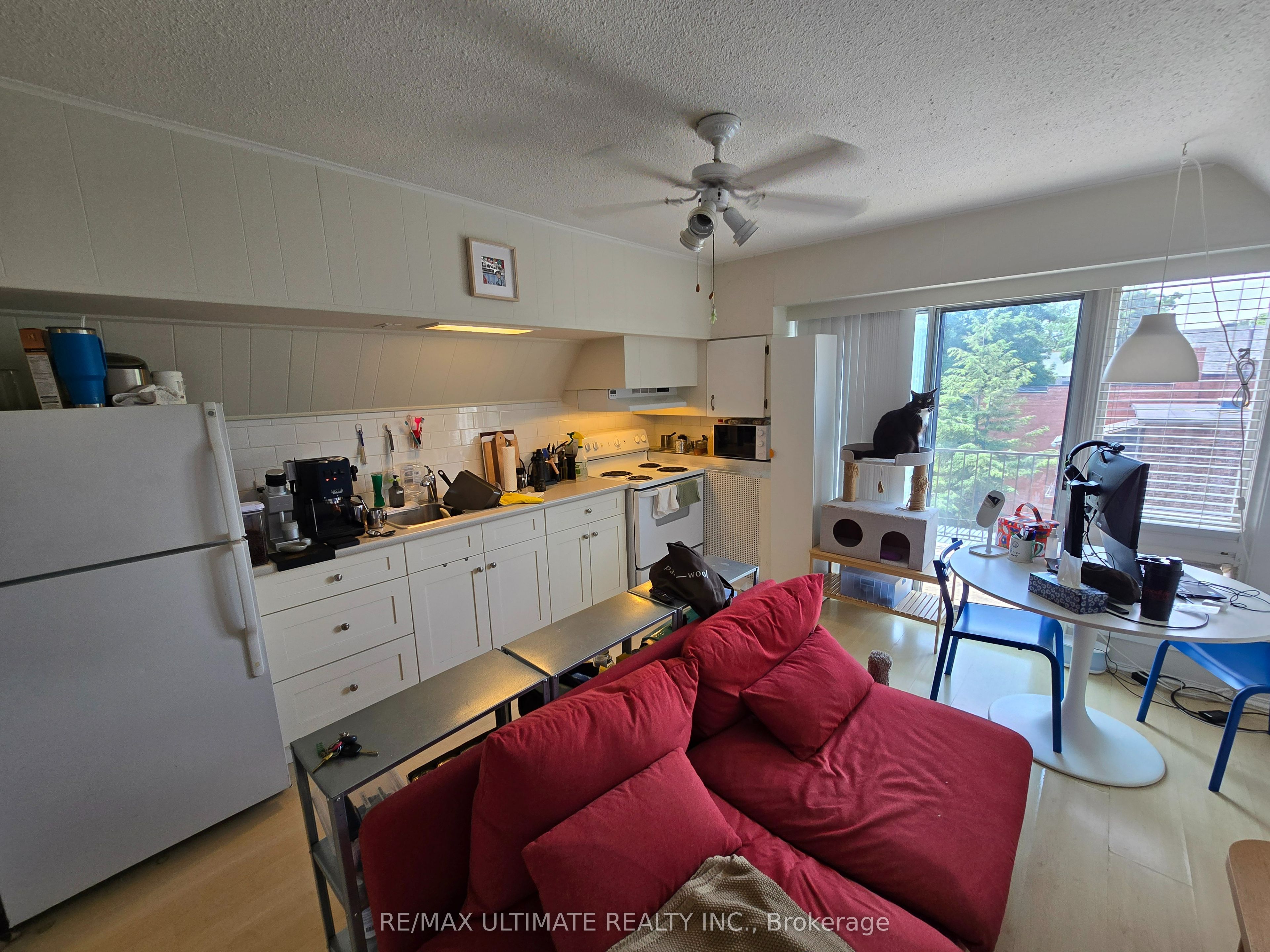 394 Sunnyside Avenue 4, Toronto, ON M6R 2S1 photo 4