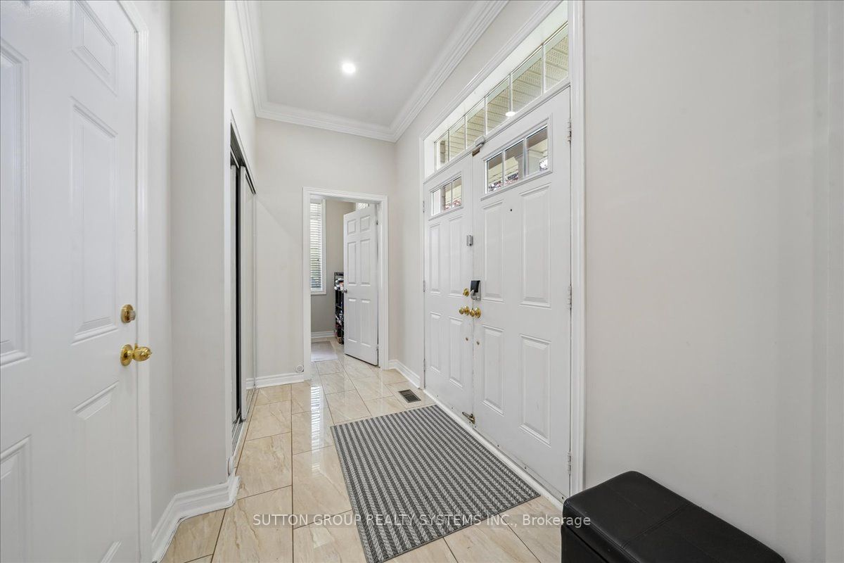 3348 Sunlight Street, Mississauga, ON L5M 0G8 photo 5