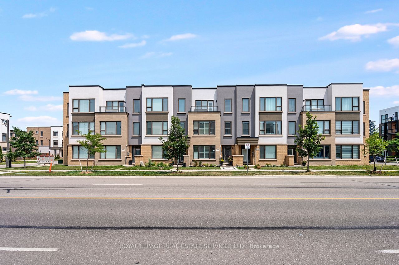 3041 Earnest Appelbe Boulevard, Oakville, ON L6H 0N8