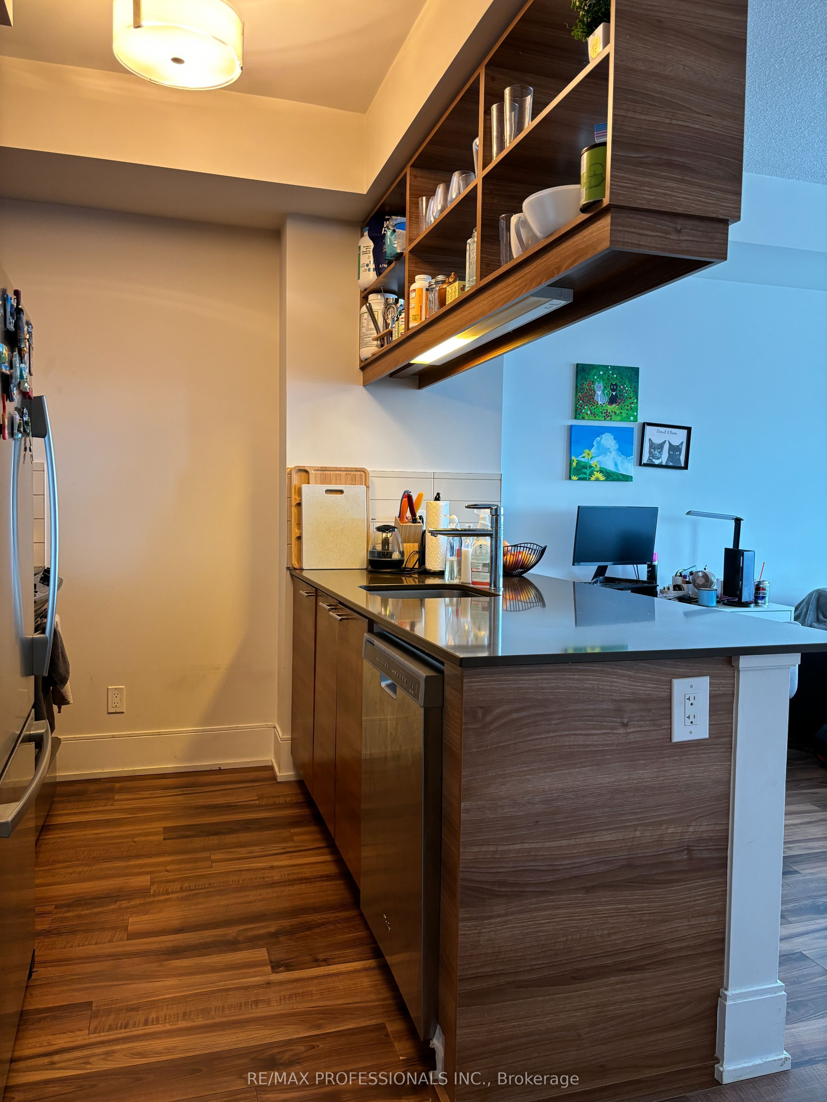 15 Viking Lane 3510, Toronto, ON M9B 0A4 photo 3