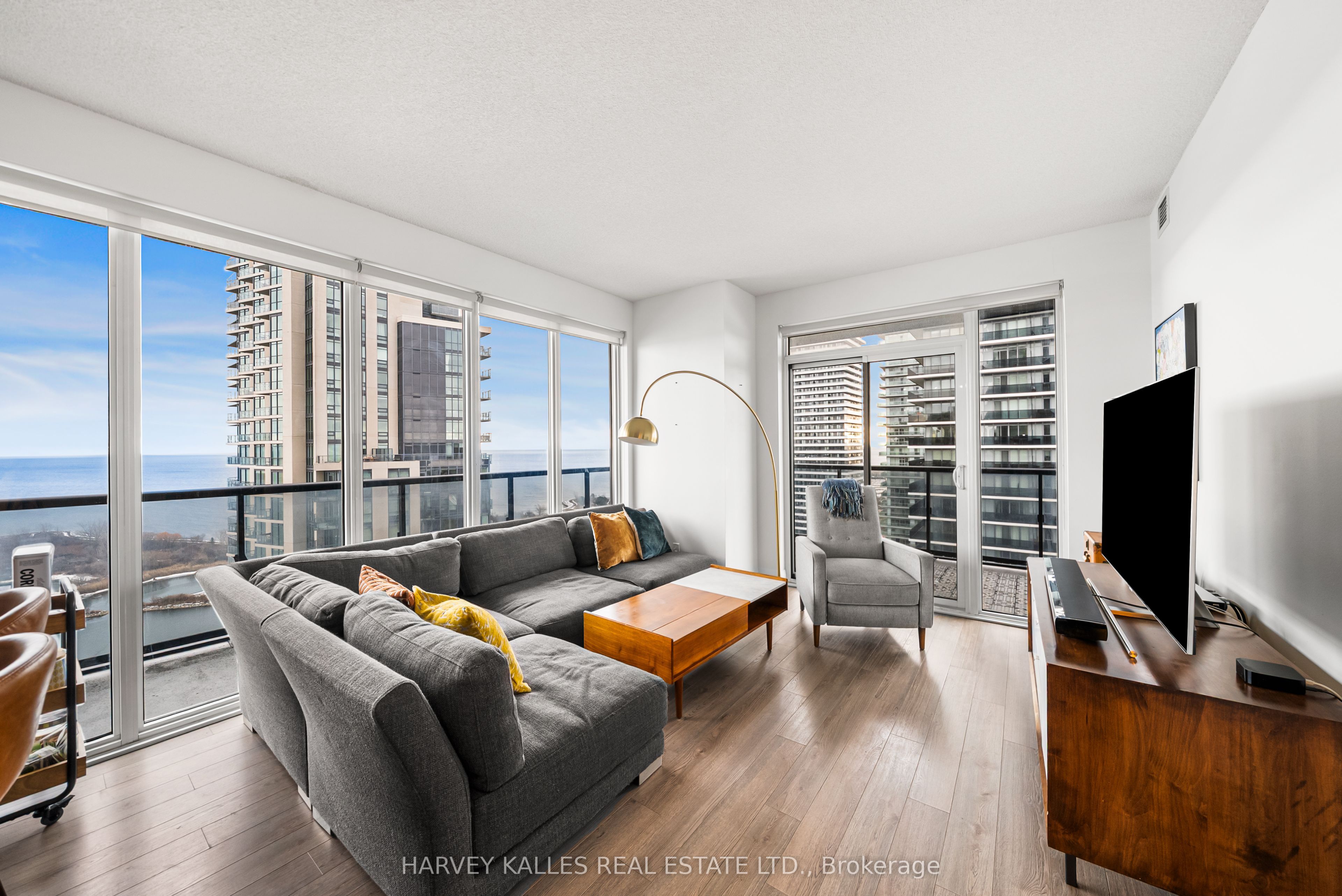 56 Annie Craig Drive 2703, Toronto, ON M8V 0C8 photo 5