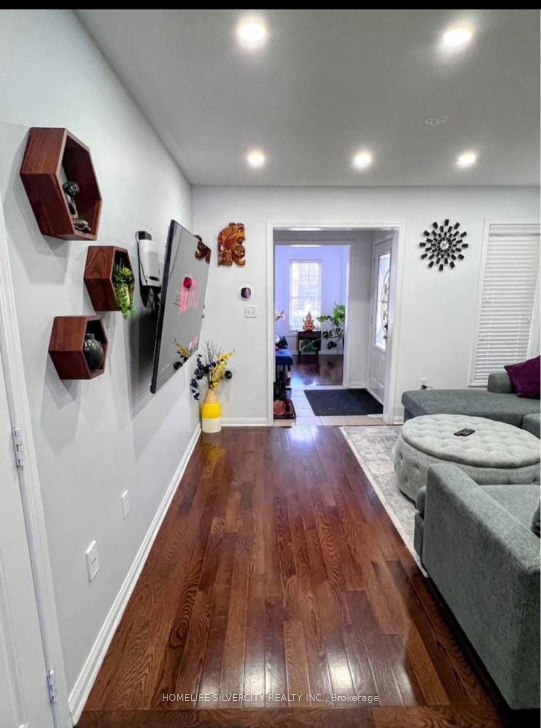 7 Biddens Square, Brampton, ON L6P 3R2 photo 3