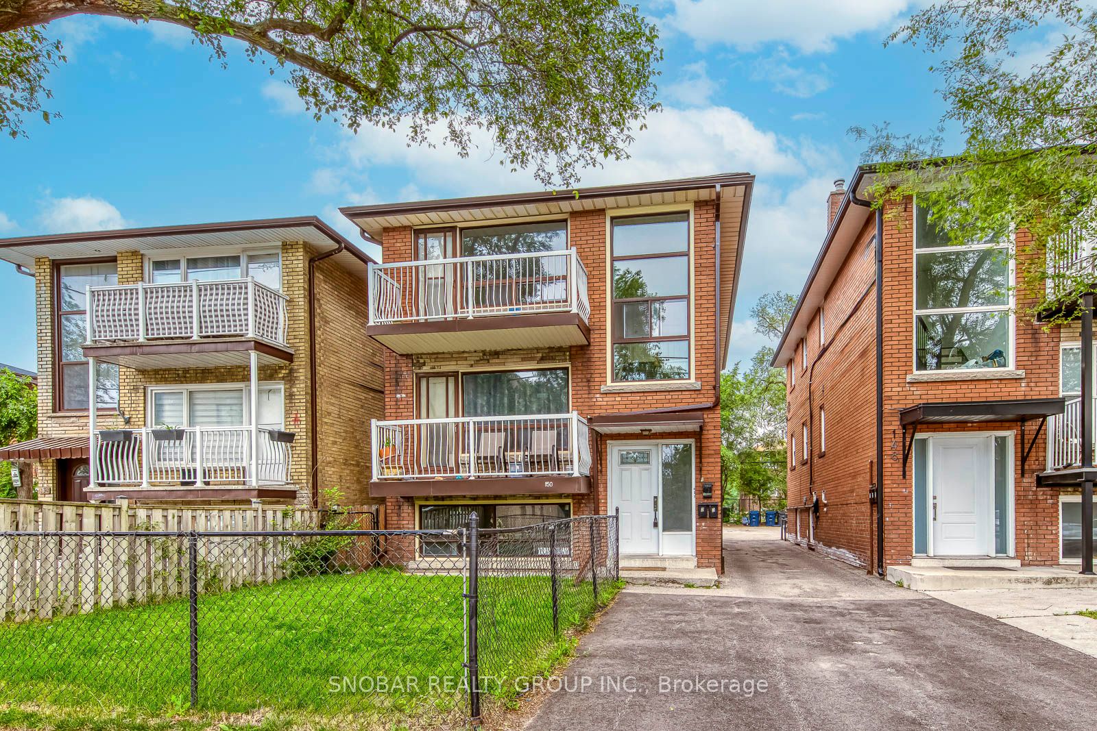 150 Portland Street #3, Toronto, ON M8Y 1B2 photo 2