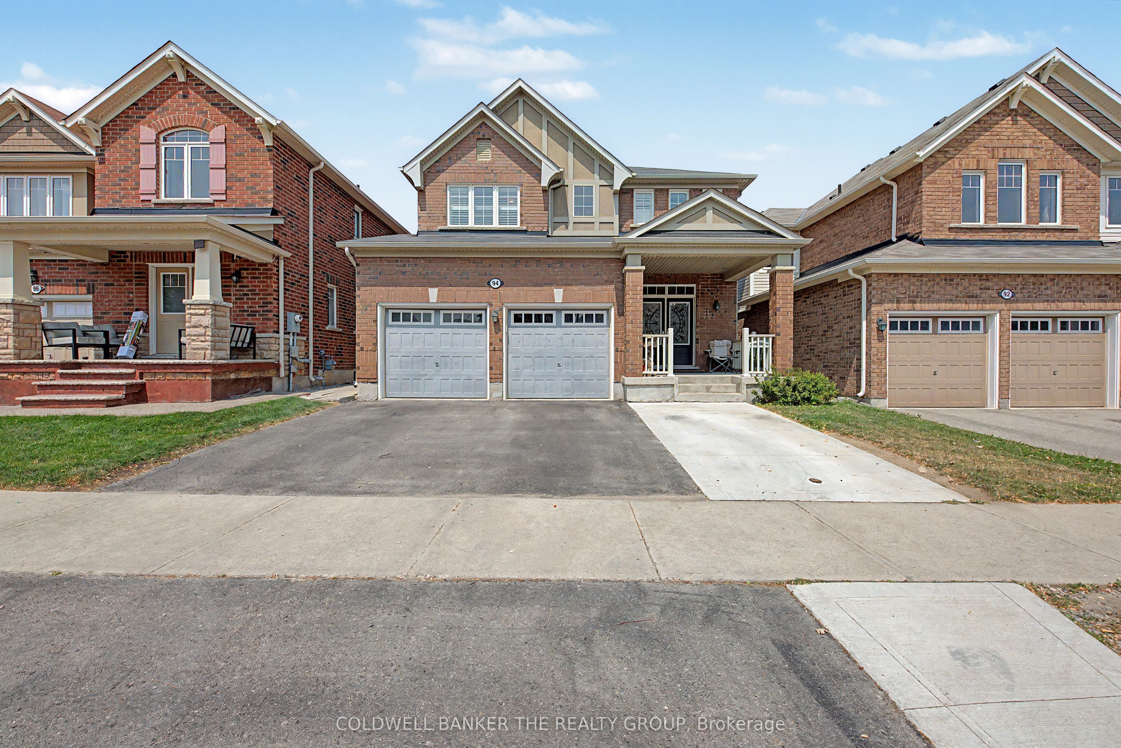 94 Enford Crescent, Brampton, ON L7A 4C8 photo 2