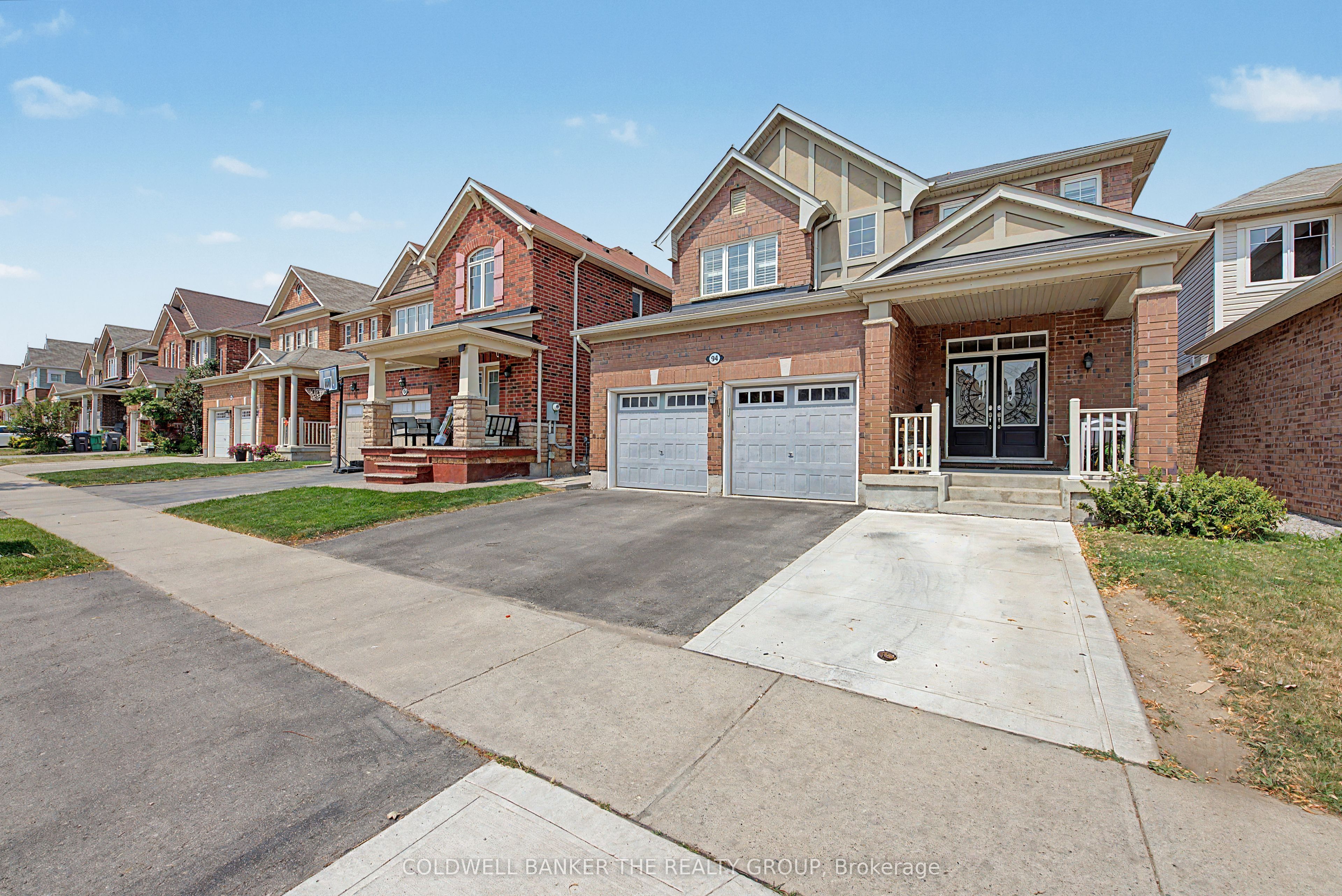 94 Enford Crescent, Brampton, ON L7A 4C8 photo 3