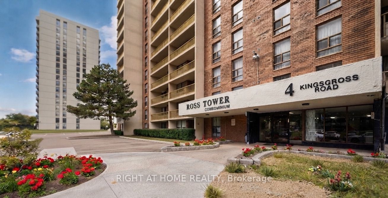 4 Kings Cross Road 2106, Brampton, ON L6T 3X8