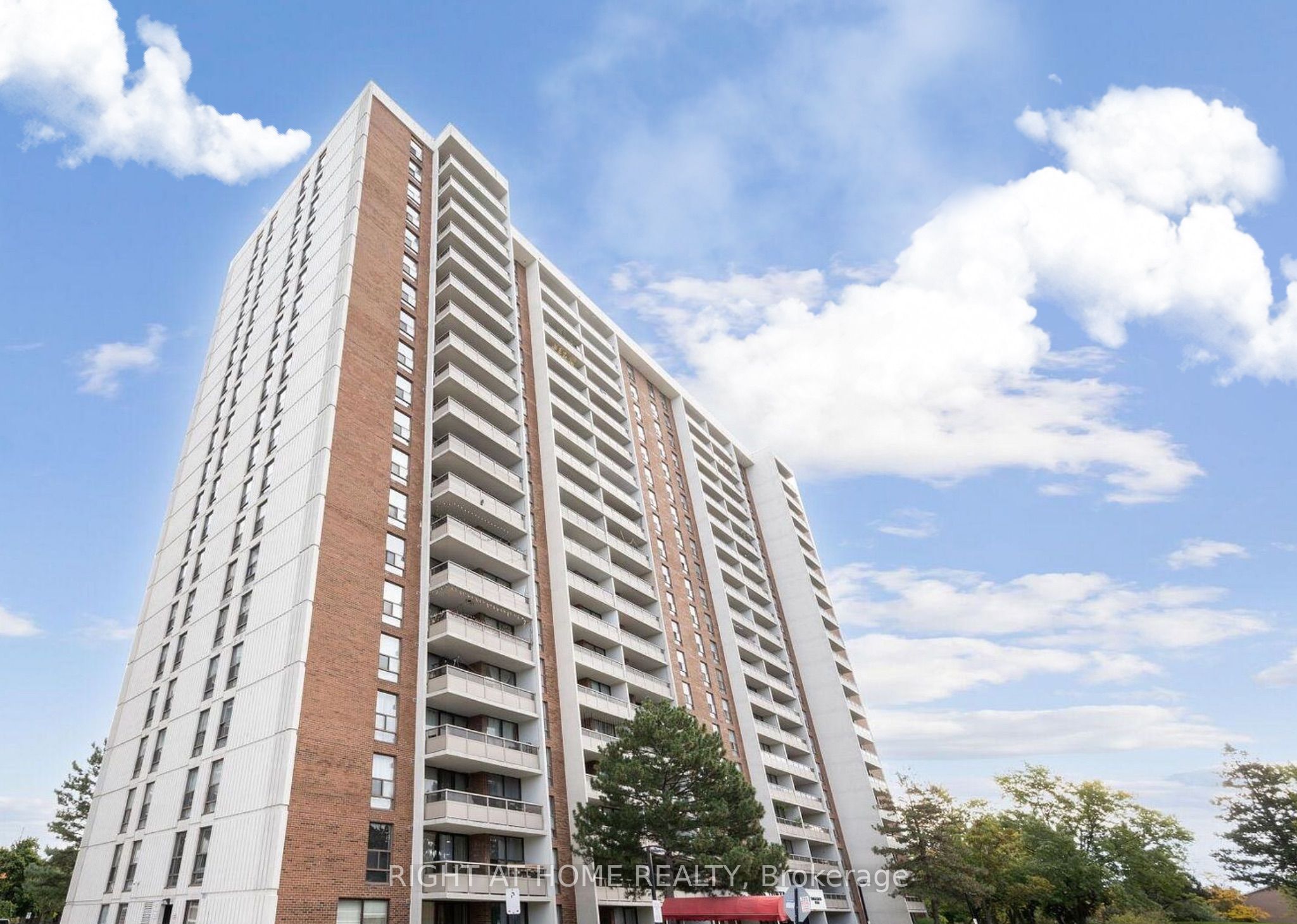 4 Kings Cross Road 2106, Brampton, ON L6T 3X8 photo 4