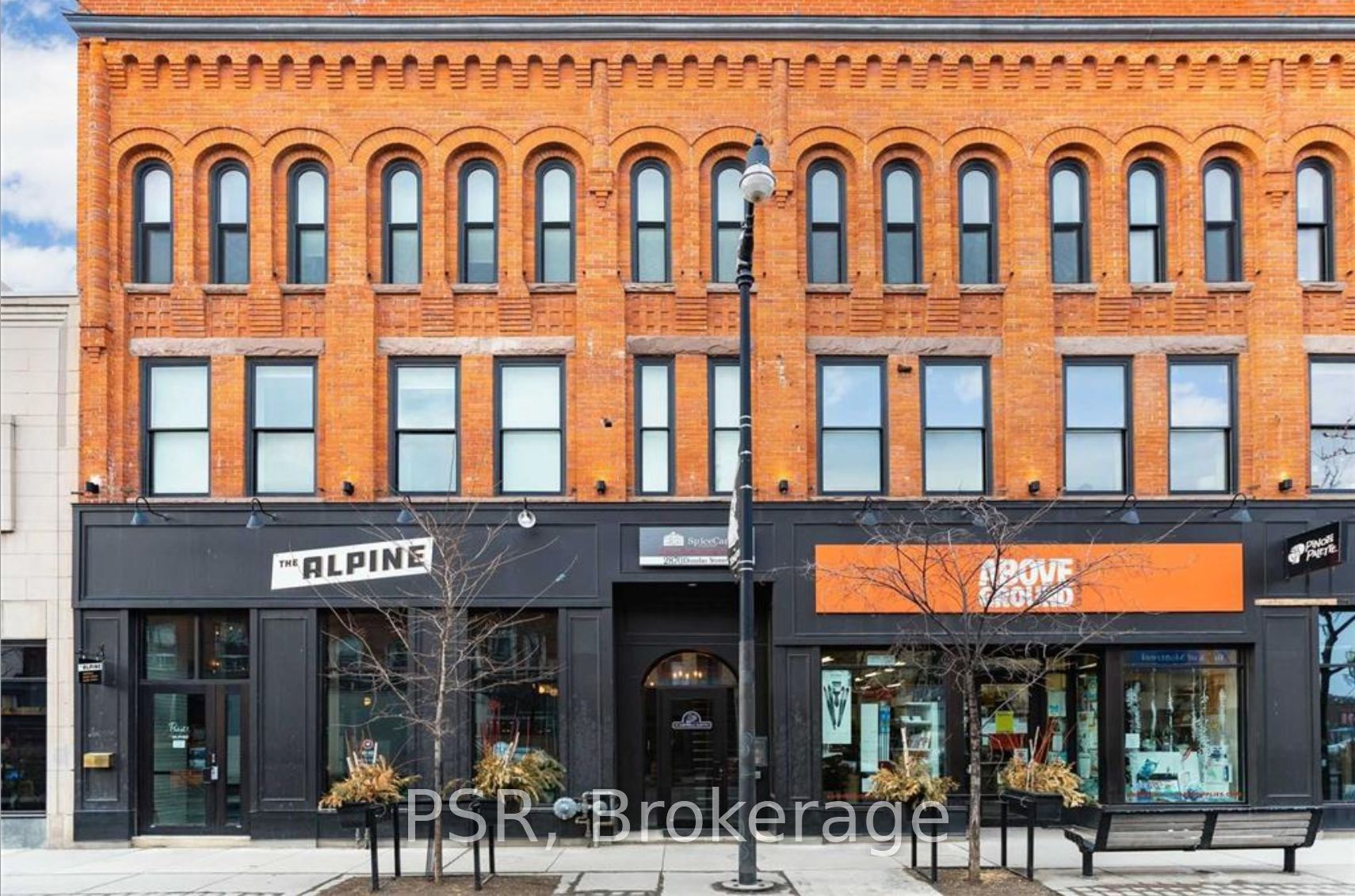 2870 Dundas Street W 310, Toronto, ON M6P 1Y8