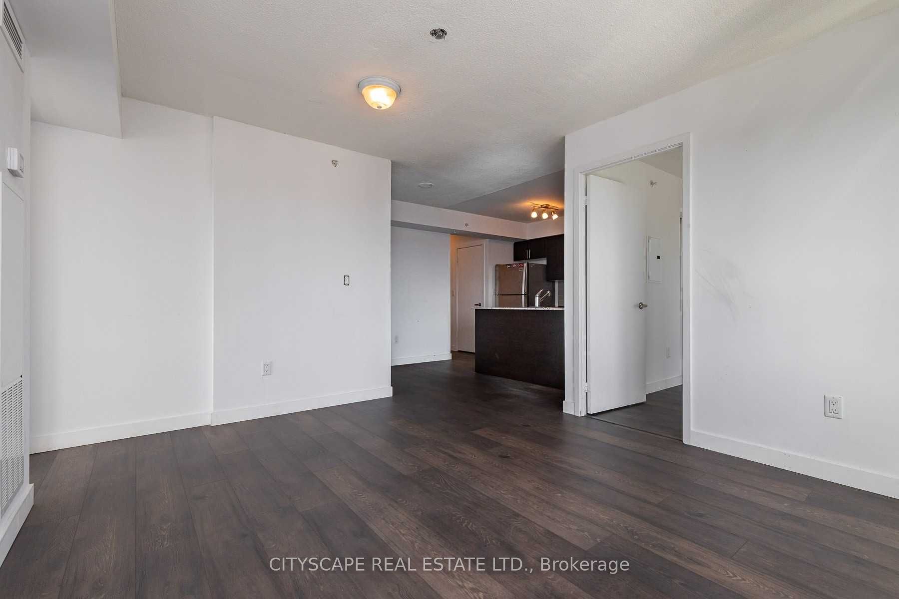 1420 Dupont Street 1902, Toronto, ON M6H 4J8 photo 3