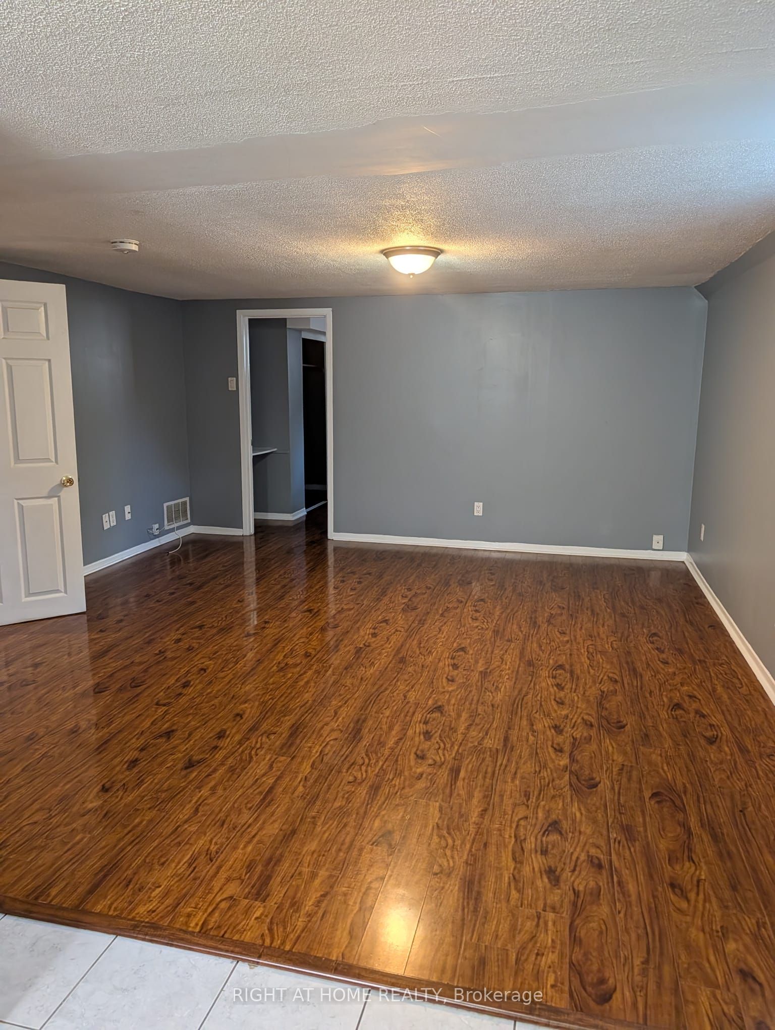 163 McMurchy Avenue S BSMT, Brampton, ON L6X 1Z2 photo 5