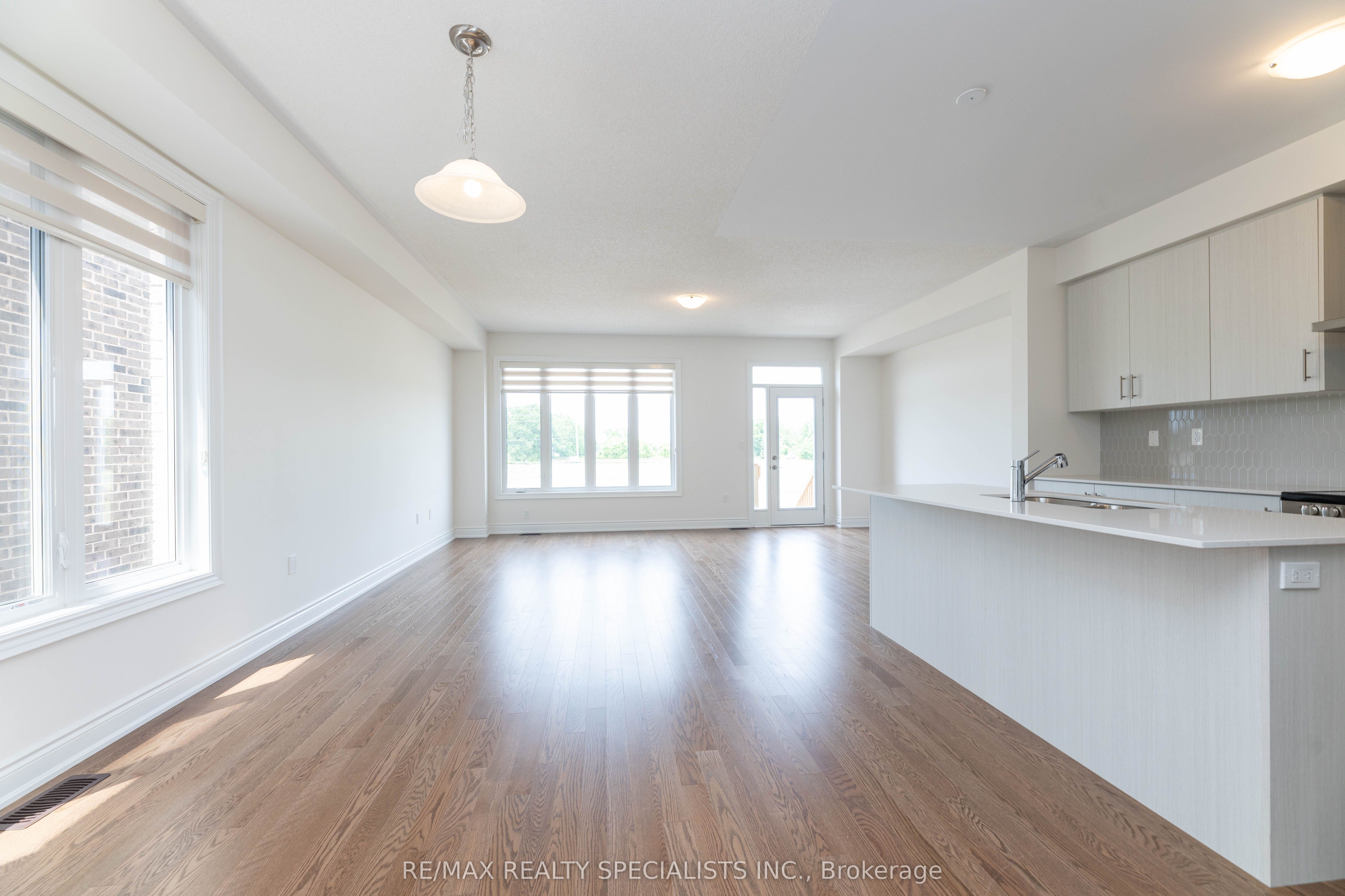 86 Bermondsey Way, Brampton, ON L6Y 6K9 photo 4