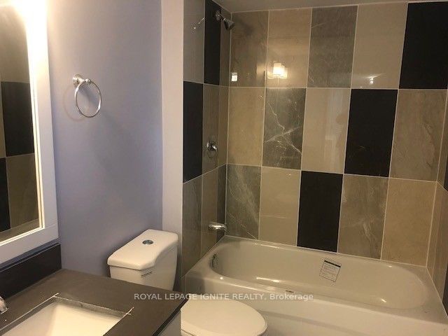 7115 Rexwood Road 38, Mississauga, ON L4T 4L3 photo 5