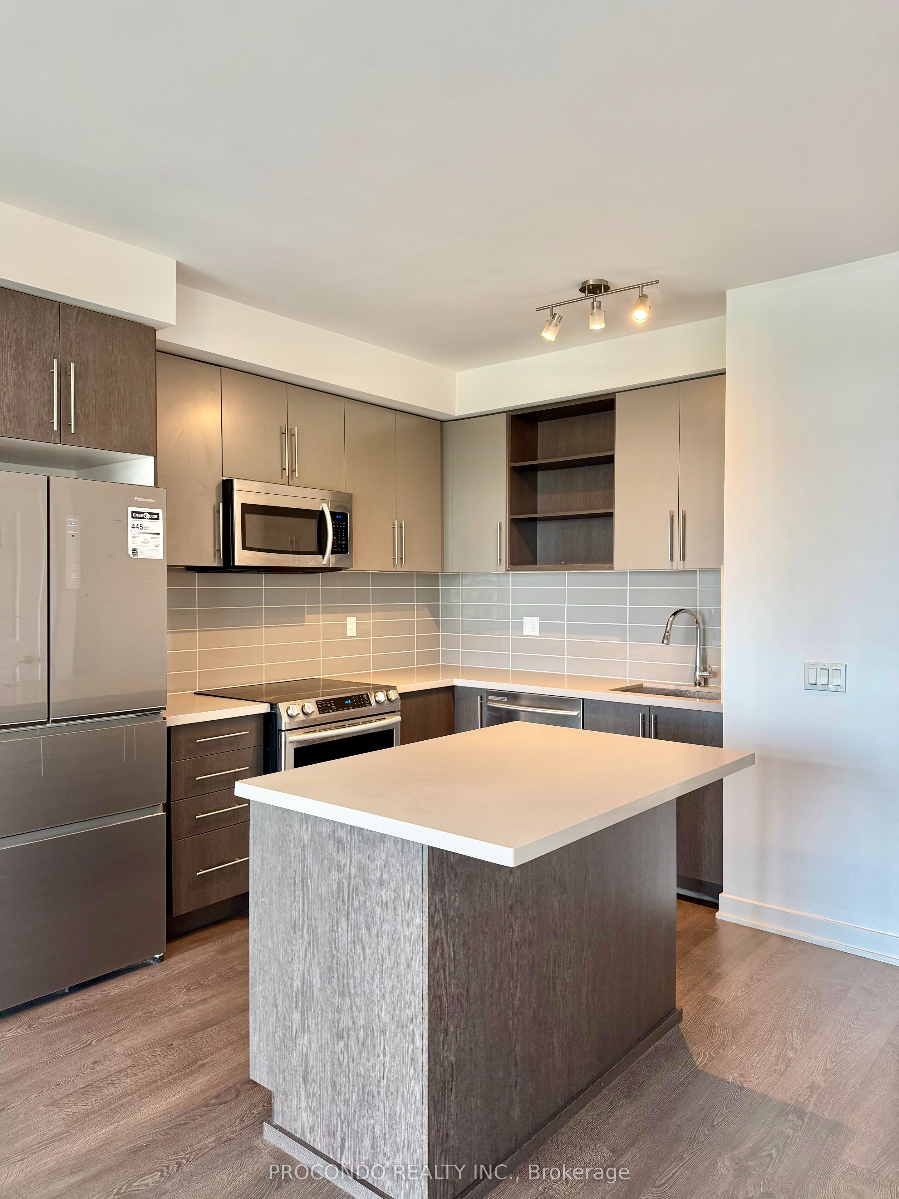 4699 Glen Erin Drive 1106, Mississauga, ON L5N 3L3 photo 3