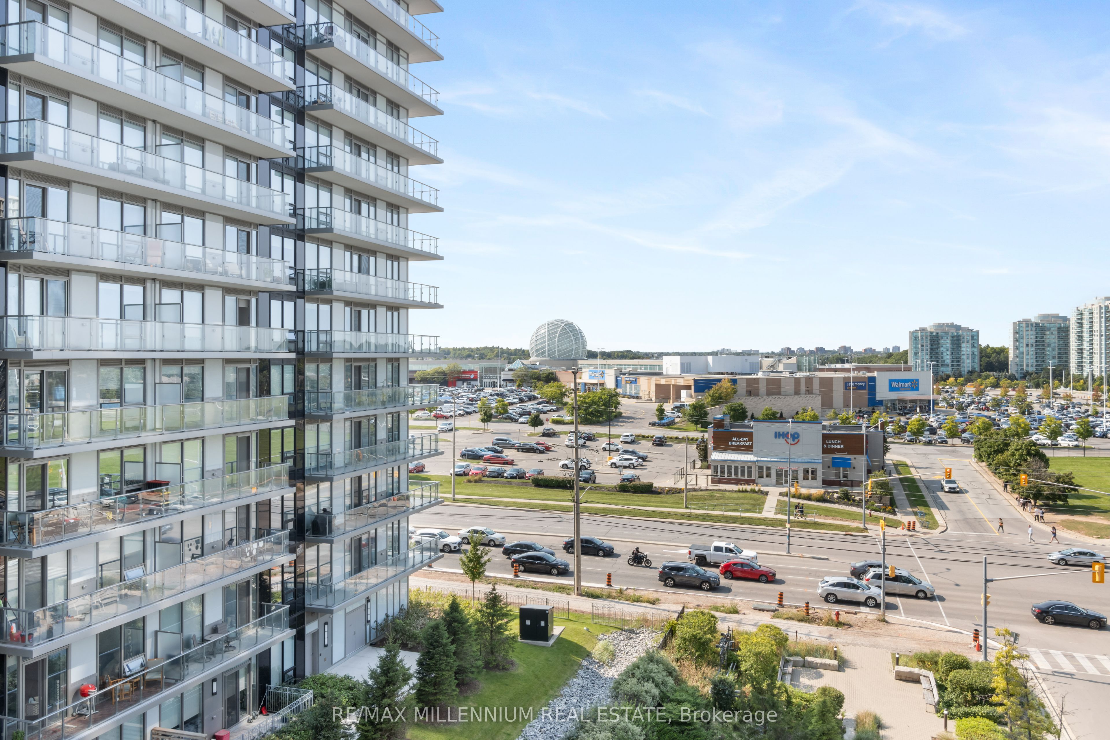2560 Eglinton W Avenue 609, Mississauga, ON L5M 0Y3 photo 3