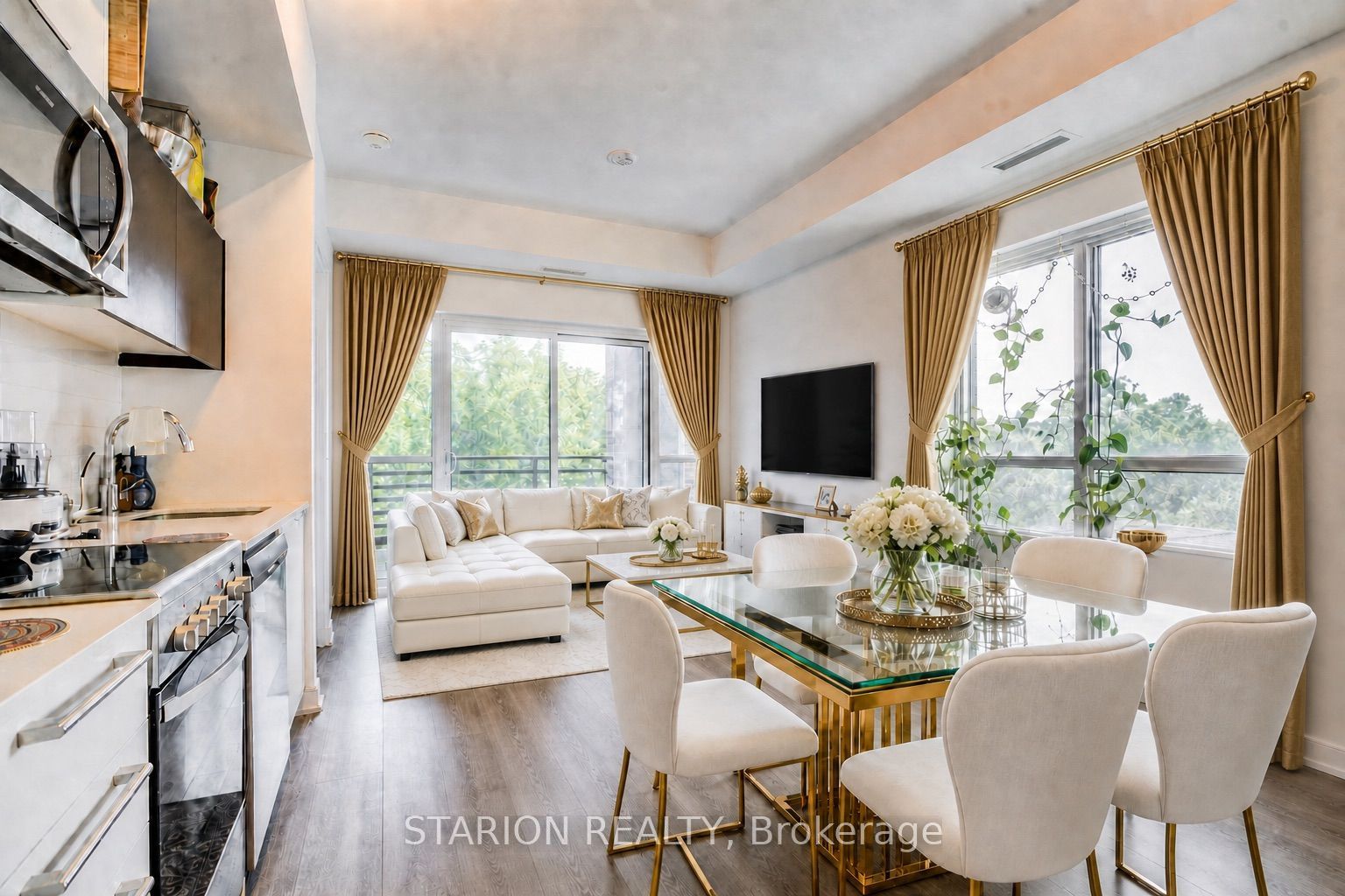 25 Neighbourhood Lane 513, Toronto, ON M8Y 0C4