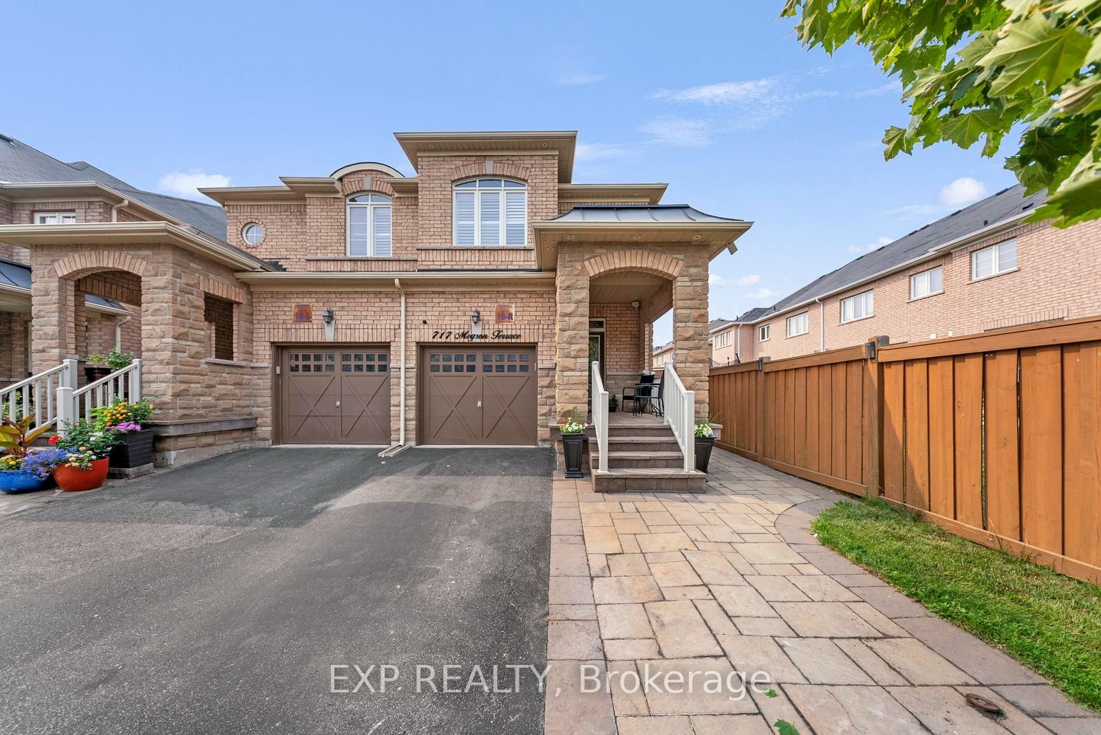 717 Megson Terrace, Milton, ON L9T 8K5 photo 4