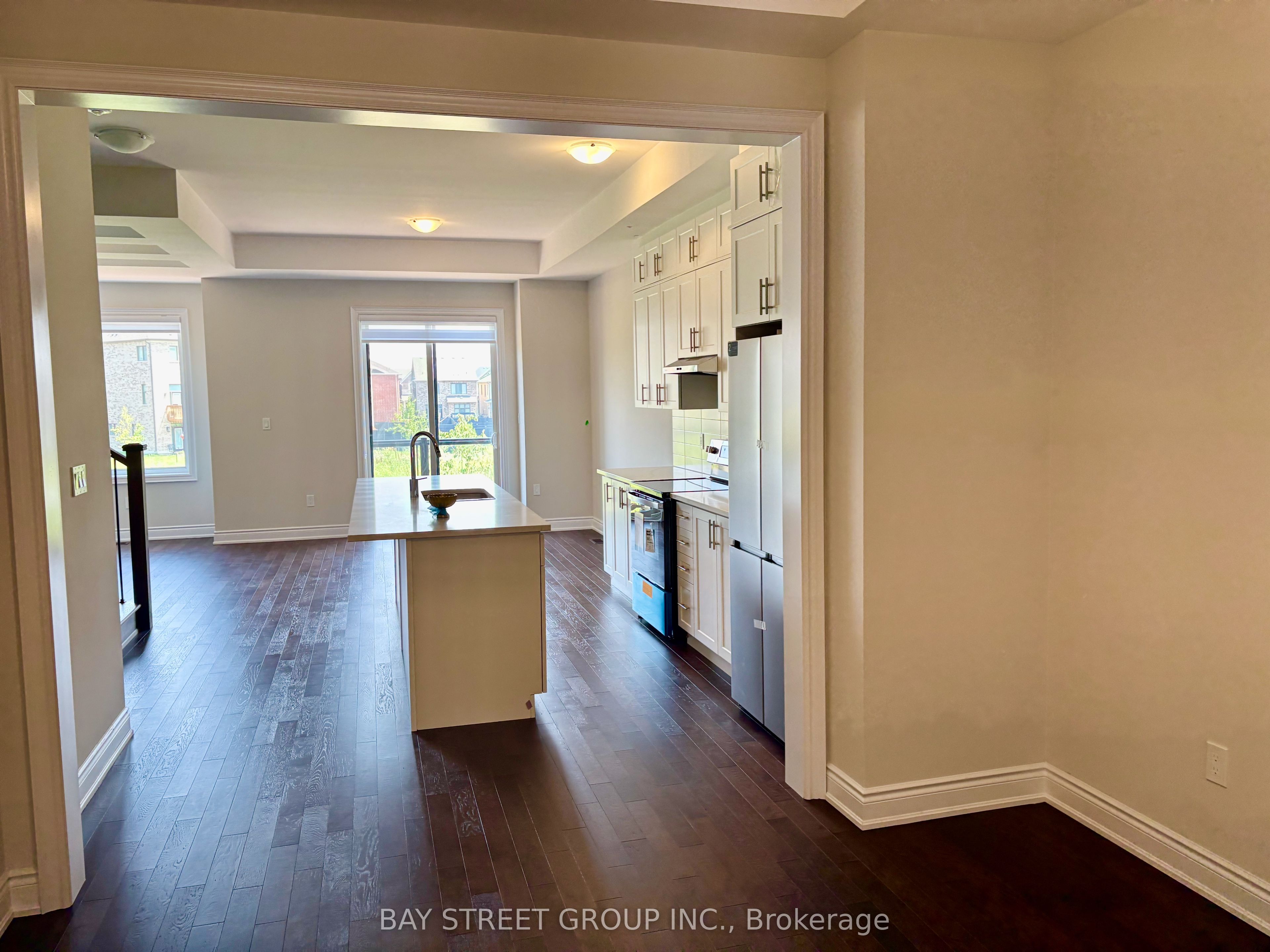 3085 Perkins Way, Oakville, ON L6H 7Z5 photo 4