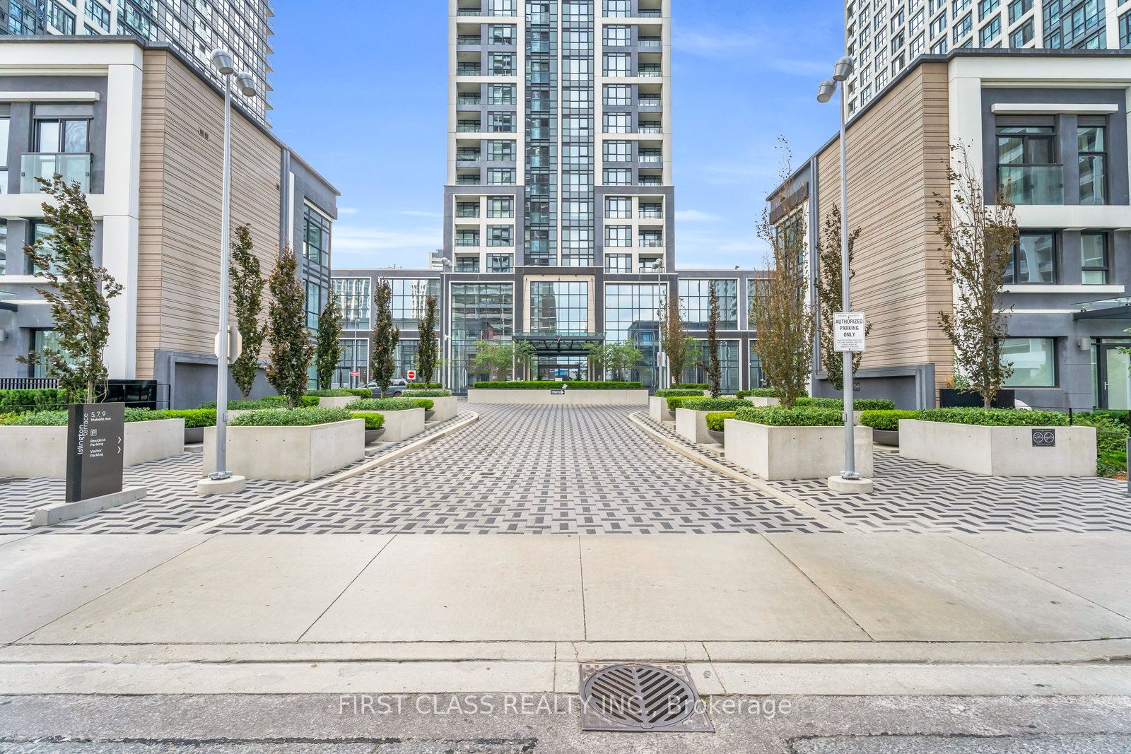 5 Mabelle Avenue 531, Toronto, ON M9A 0C8 photo 2