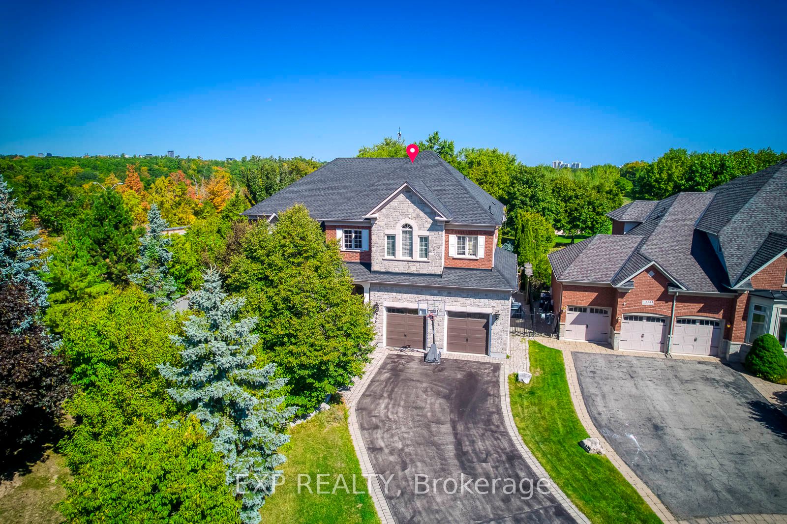 530 Golfview Court, Oakville, ON L6M 4W6 photo 3