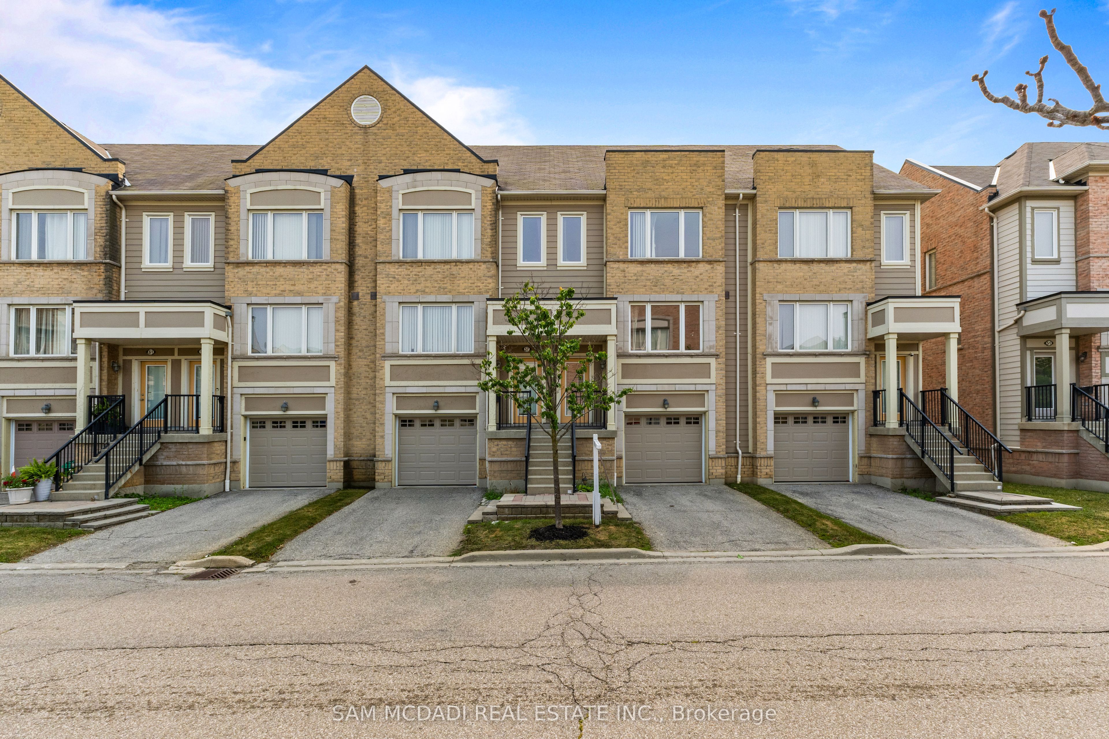 3050 Erin Centre Boulevard 55, Mississauga, ON L5M 0P5