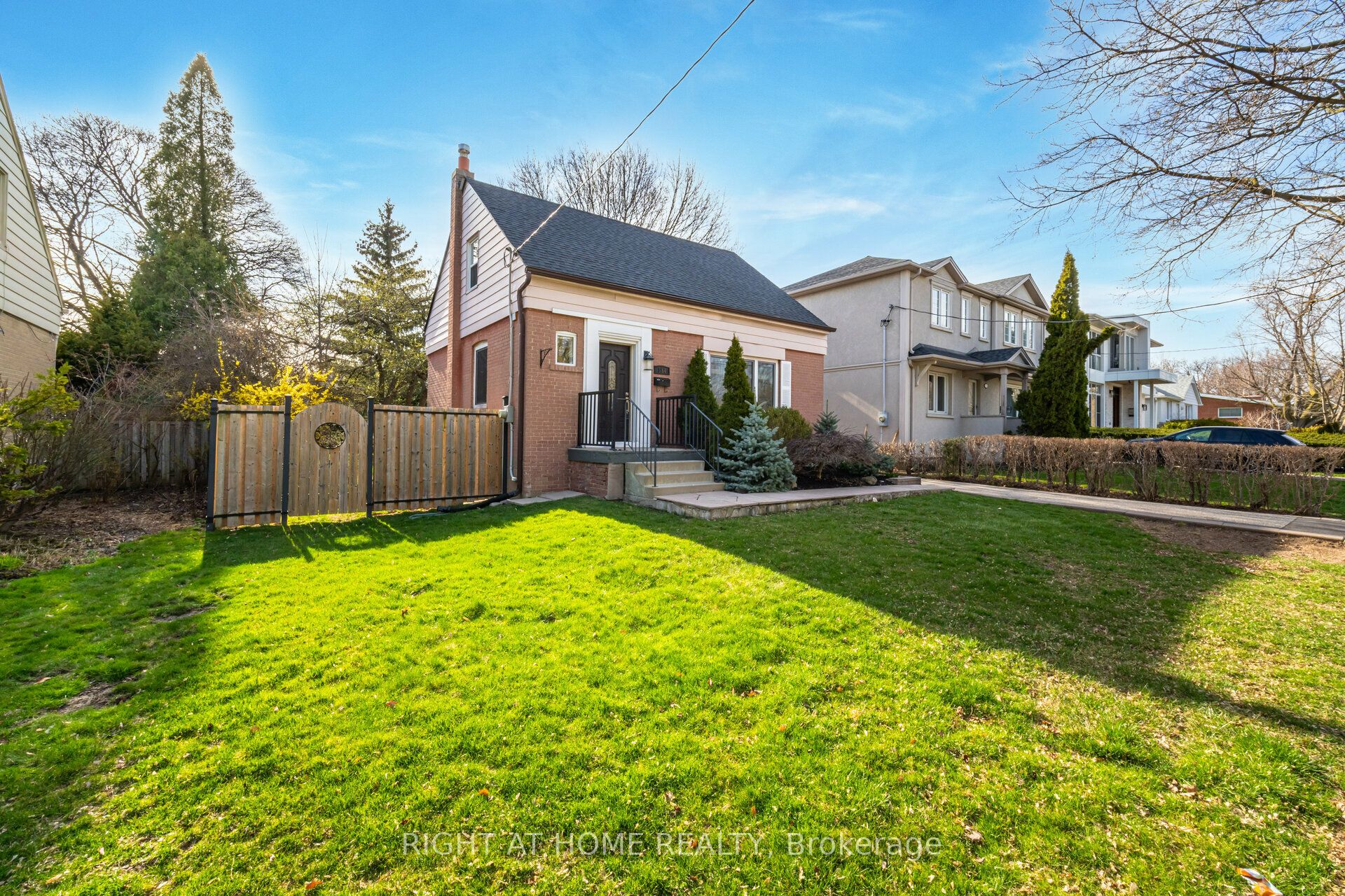 154 Martin Grove Road, Toronto, ON M9B 4K9 photo 2