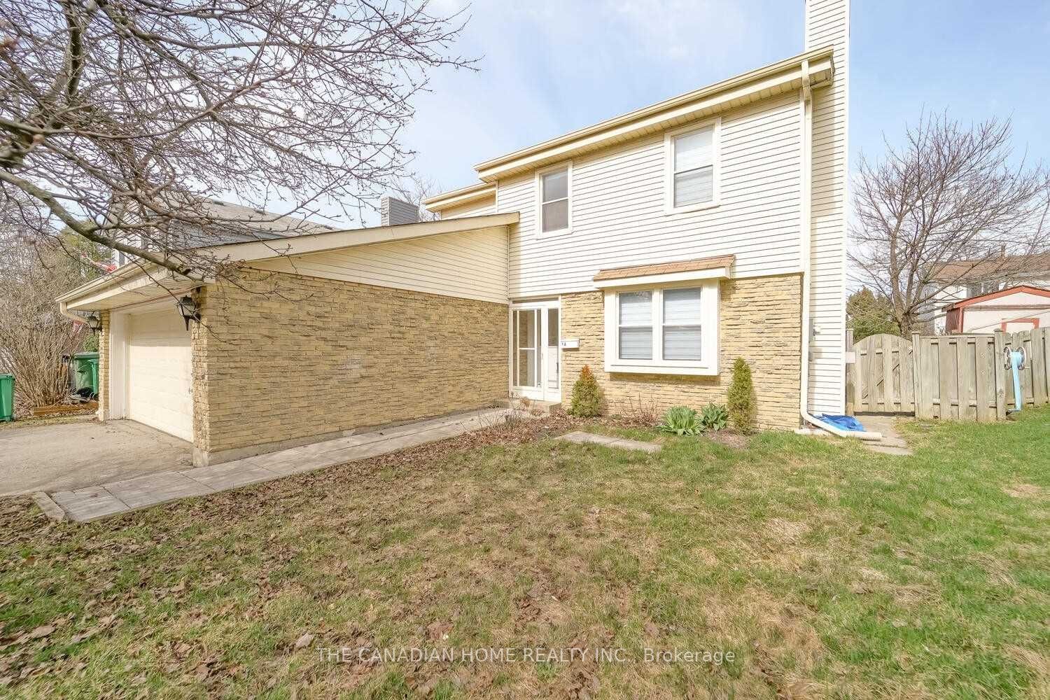64 Somerset Drive, Brampton, ON L6Z 1C5
