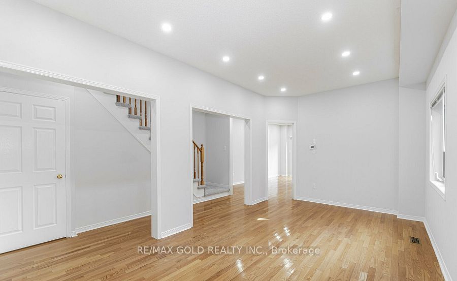 69 Portrush Trail, Brampton, ON L6X 0R2 photo 5