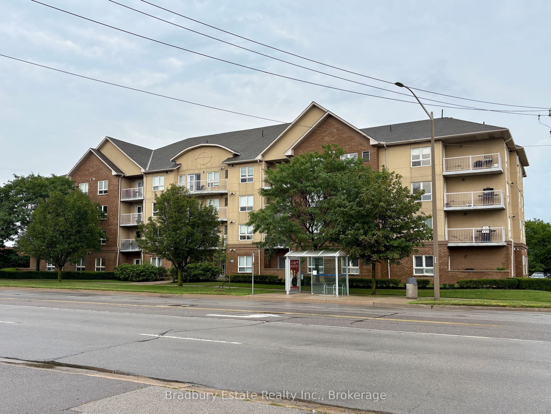 4450 Fairview Street 308, Burlington, ON L7L 7K7 photo 3