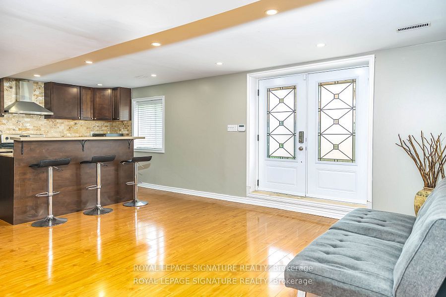 11 Celestial Court Lower, Brampton, ON L7A 3R8 photo 4