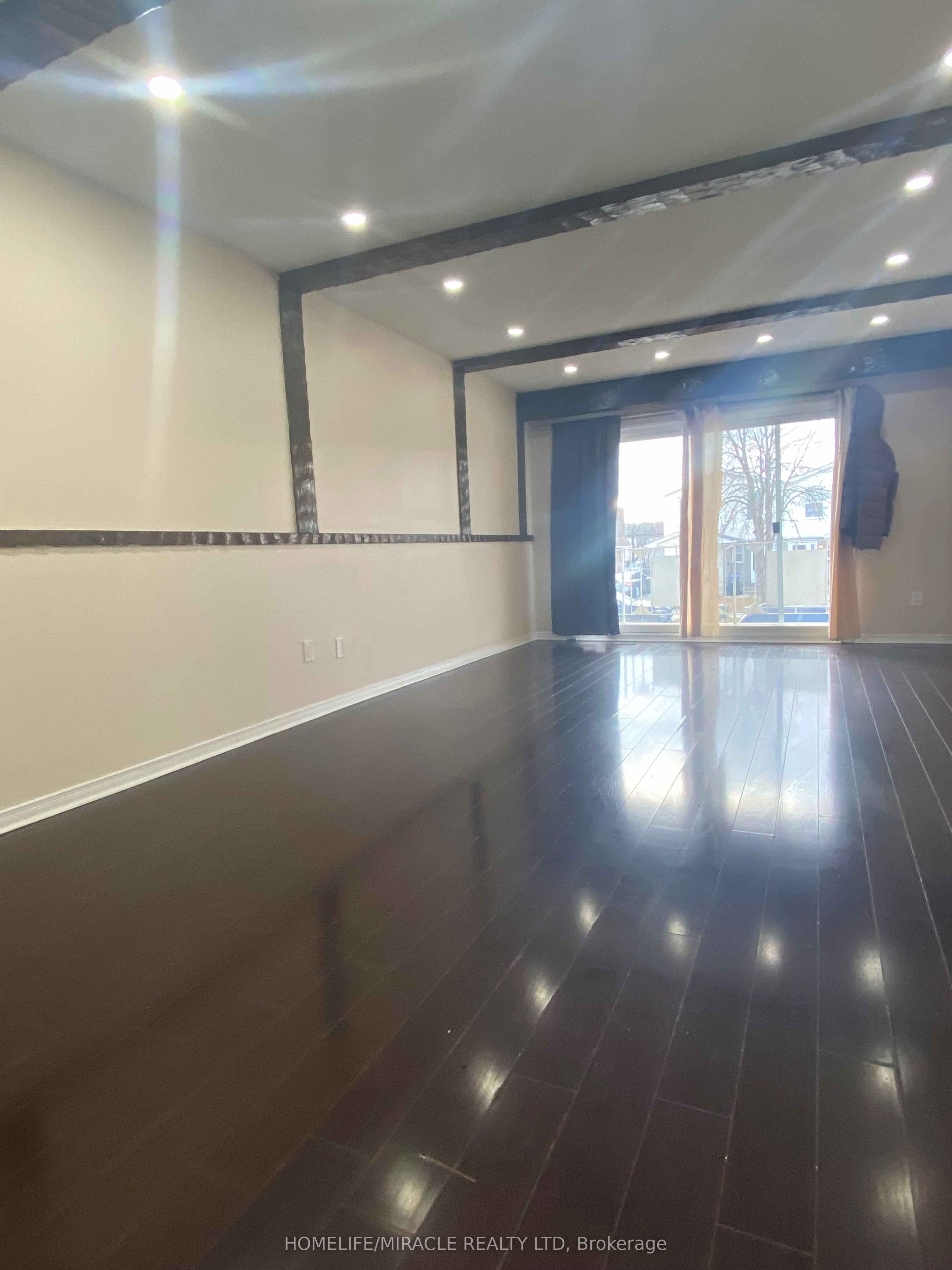 36 Bruce Beer Drive, Brampton, ON L6V 2W9 photo 3