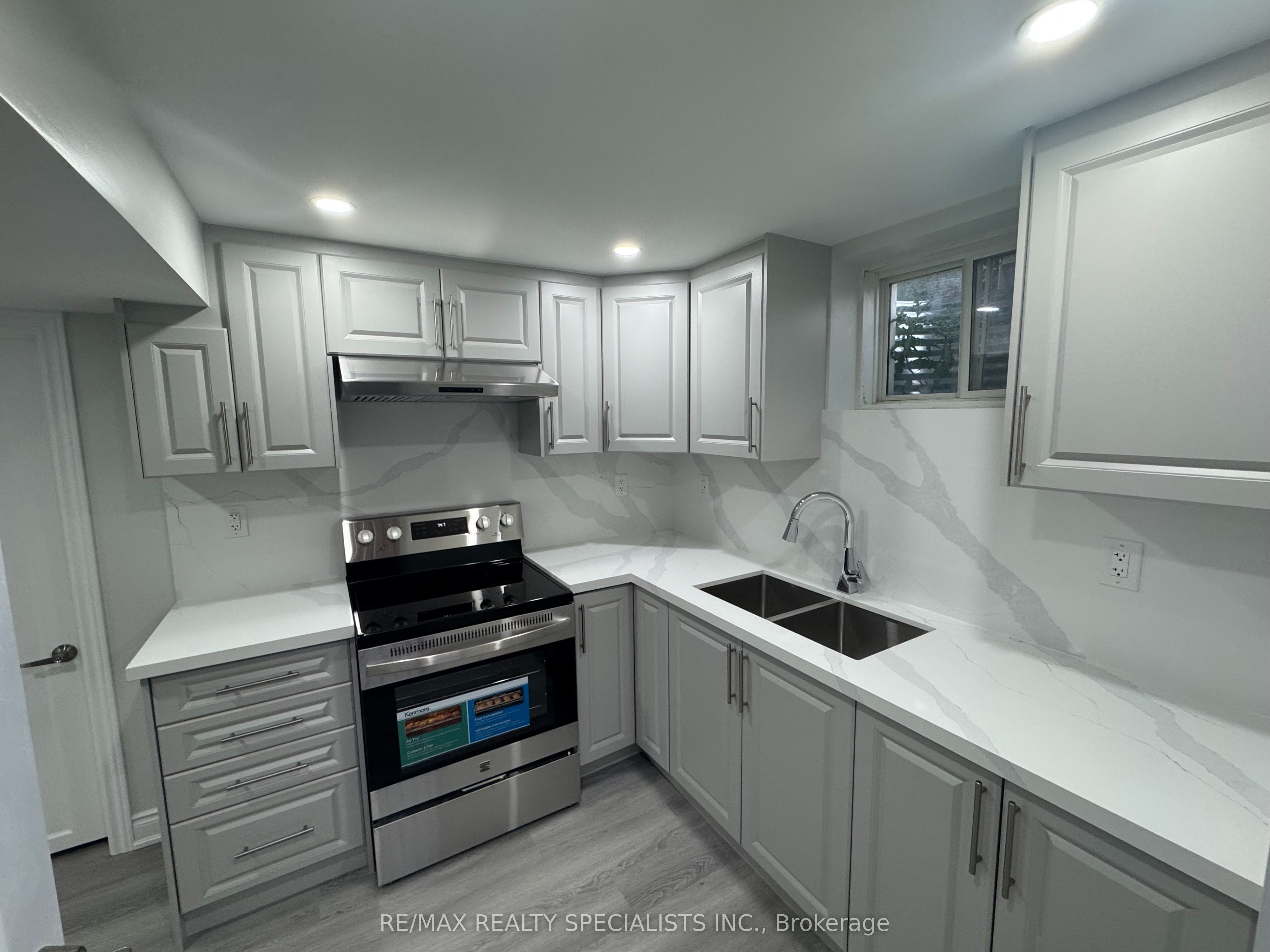 20 Elderberry Street (Basement), Caledon, ON L7C 4N8