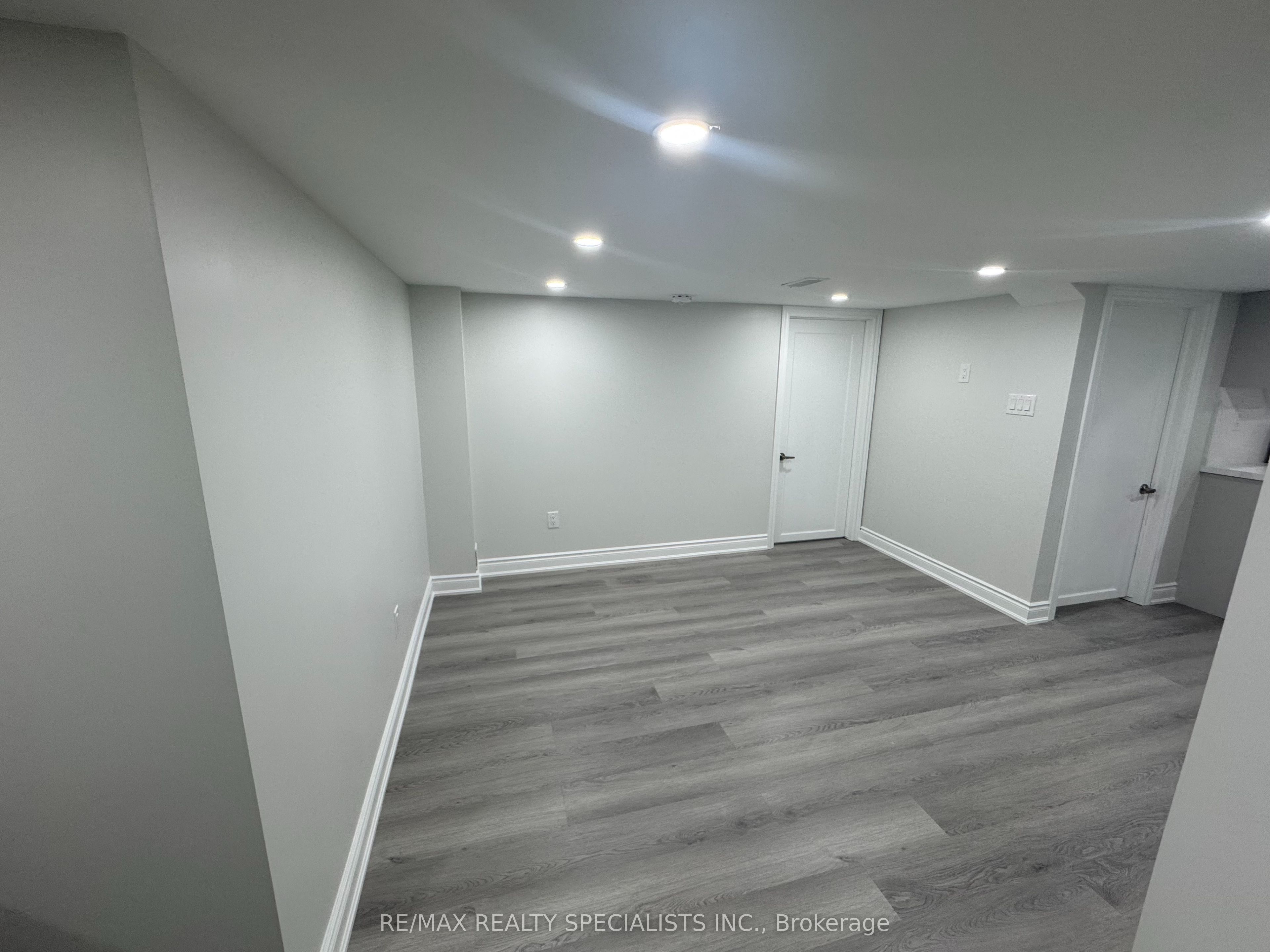 20 Elderberry Street (Basement), Caledon, ON L7C 4N8 photo 3