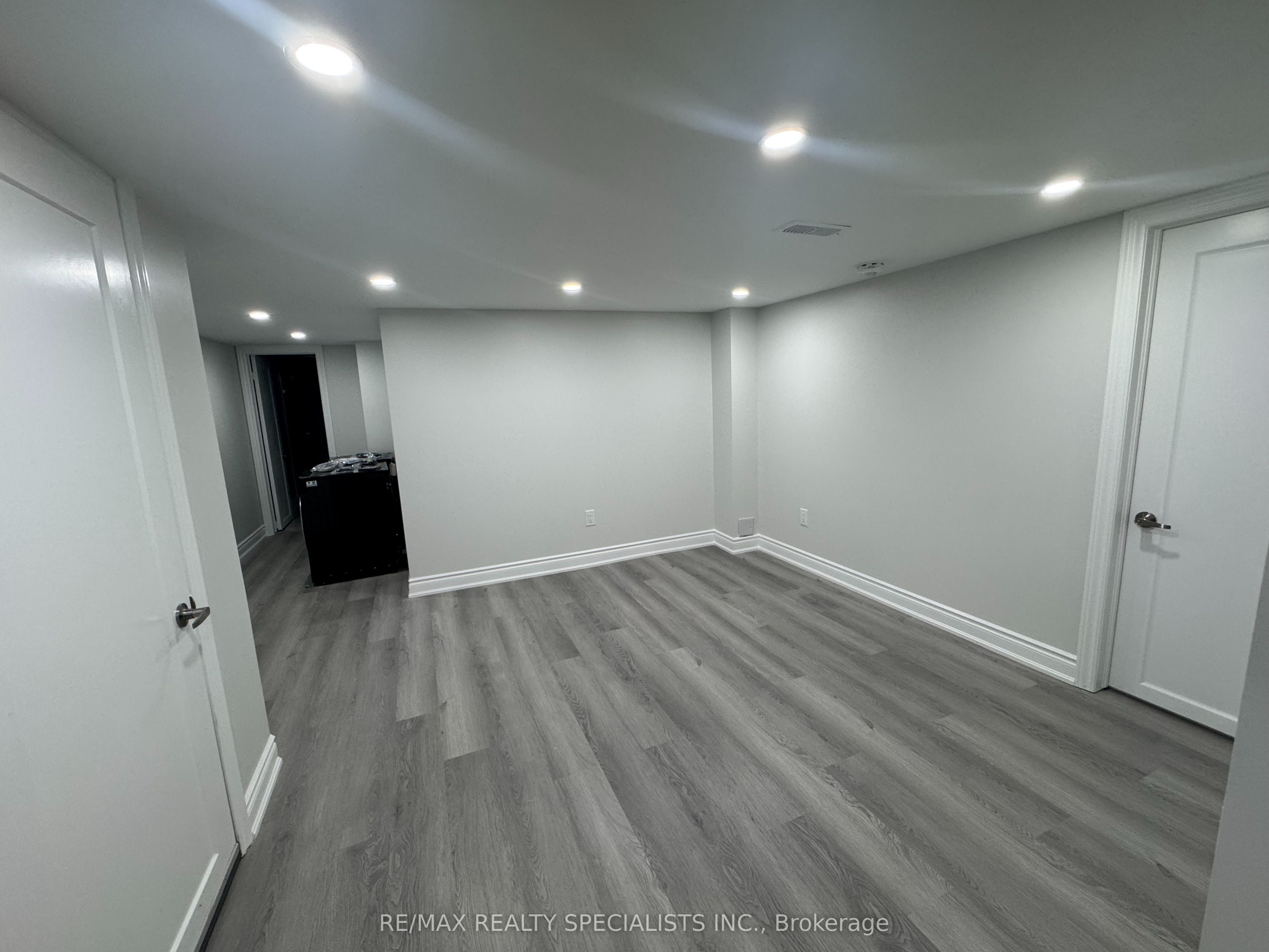 20 Elderberry Street (Basement), Caledon, ON L7C 4N8 photo 4