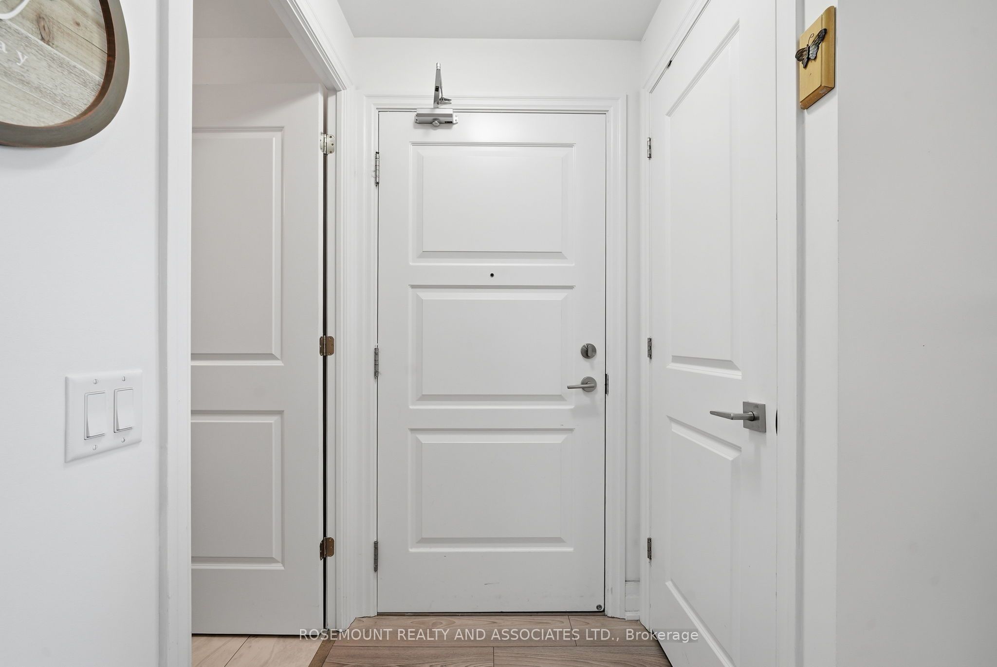 36 ELM Drive W 2105, Mississauga, ON L5B 0N3 photo 4